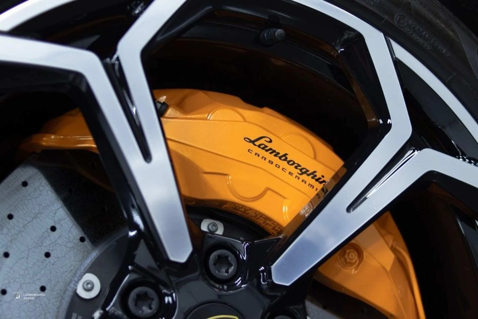 mph005_929263583_b6609a6d452907f98fa68932aa4e024fx_0b2aca25bf