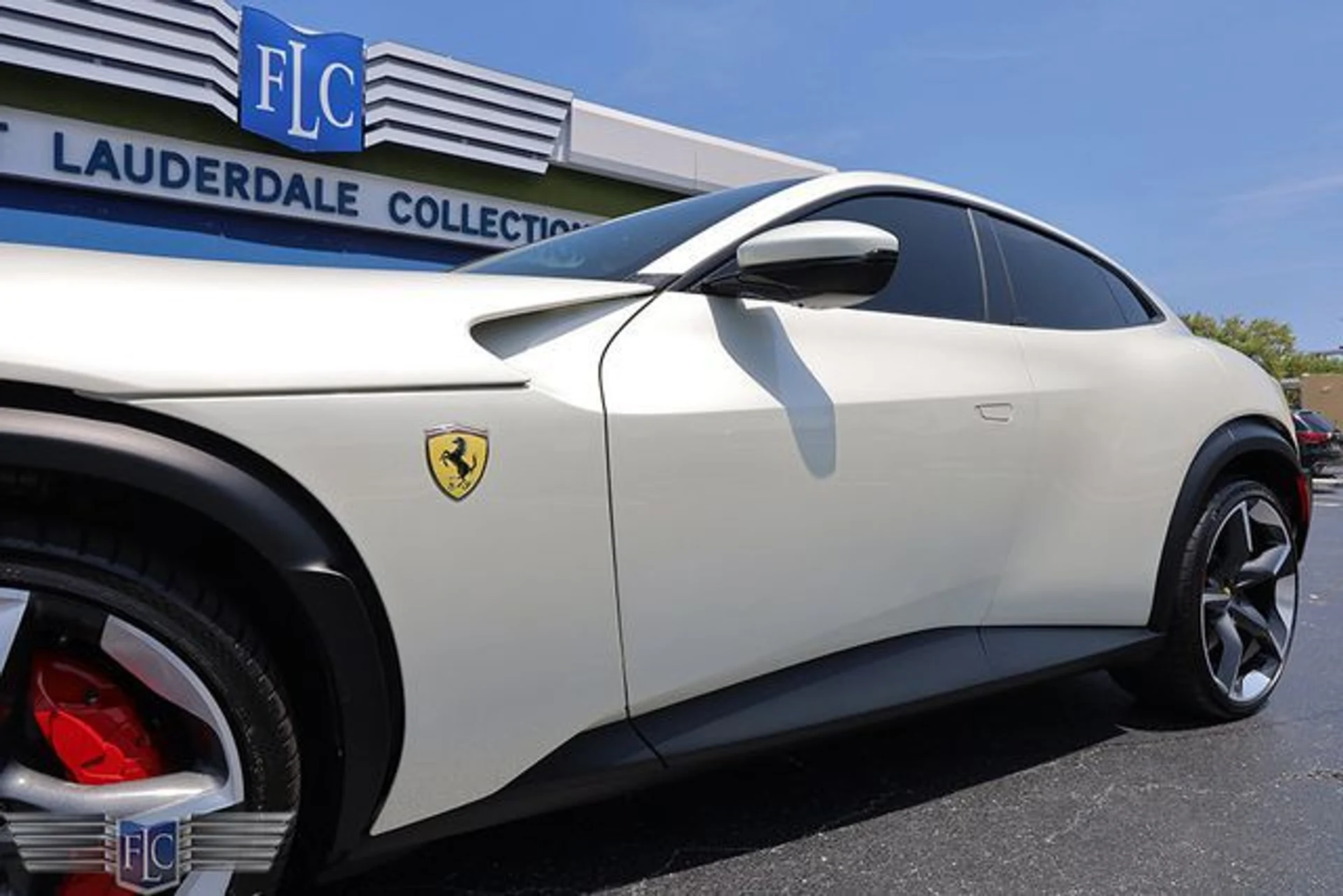 mph005_941752199_used_2023_ferrari_purosangue_6305_23056070_10_640_1ade7ae911