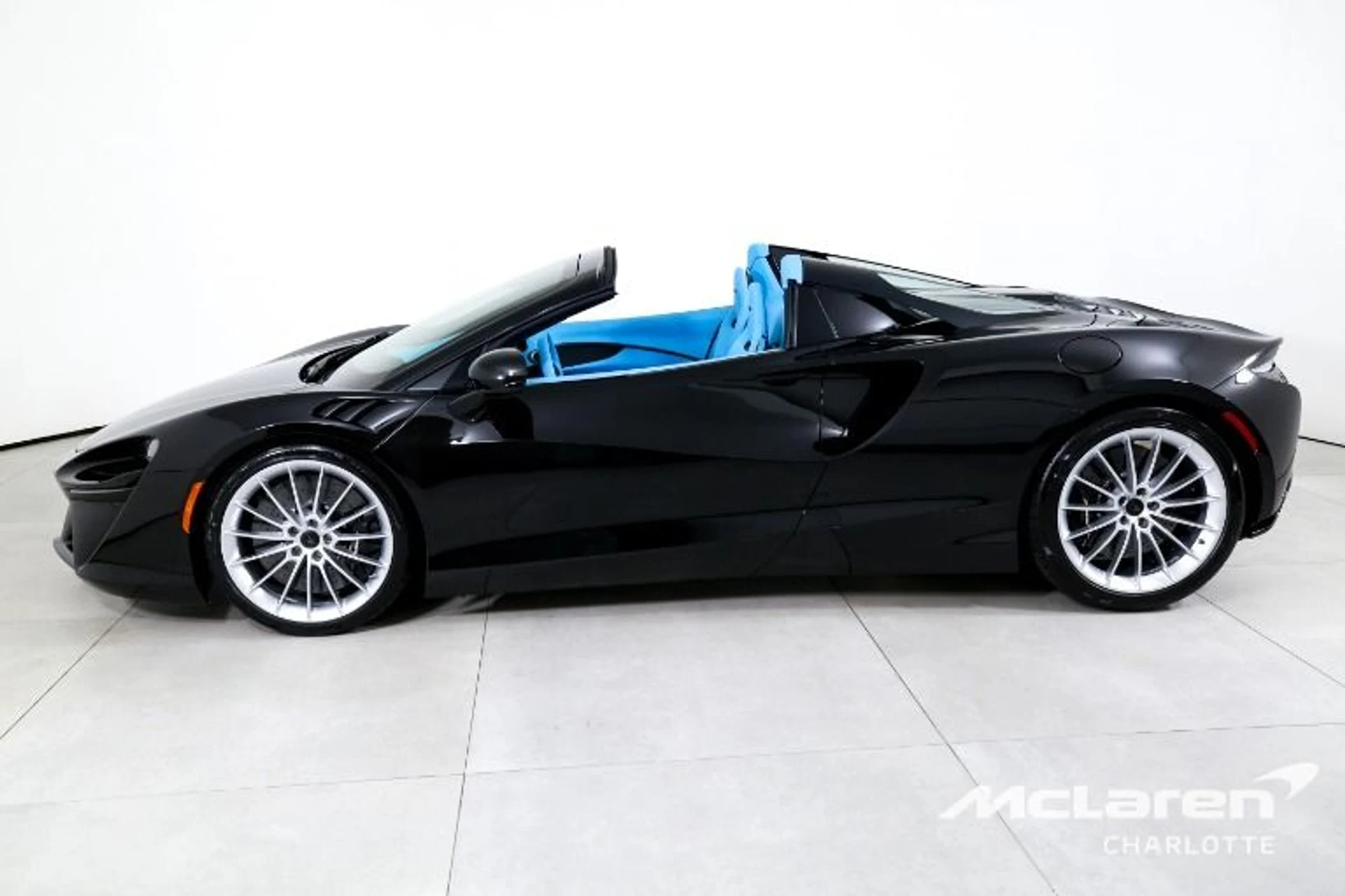 mph005_94358020_New_2026_Mc_Laren_Artura_Spider_4f0c14116f