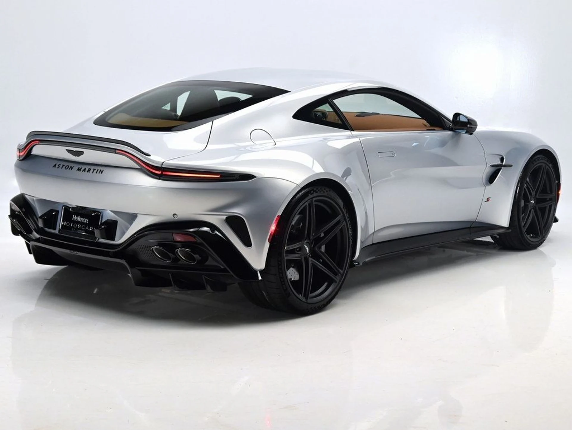 mph005_943953093_530510a3168d7ebab1c77e7a9111a4ca_17d32f0196