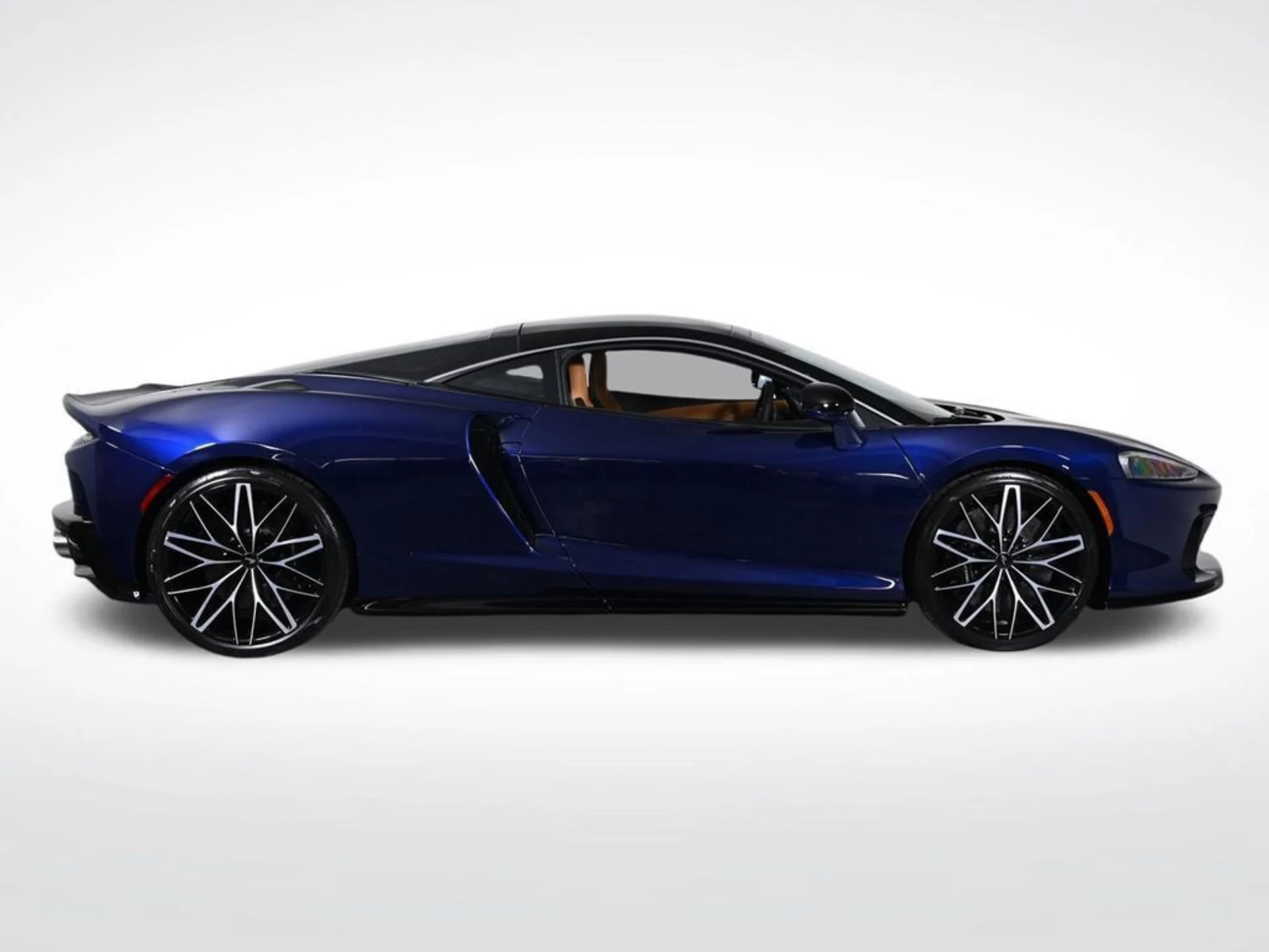 mph005_961776059_new_2026_mclaren_gts_techluxcoupe_11350_23016374_6_1024_389a992cd3