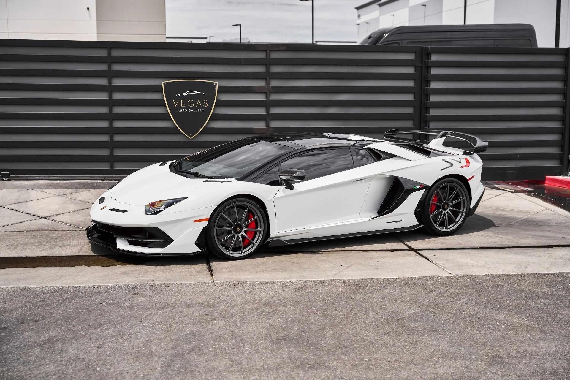 mph005_964108324_Used_2021_Lamborghini_Aventador_SVJ_Base_1784080159_519d70c944