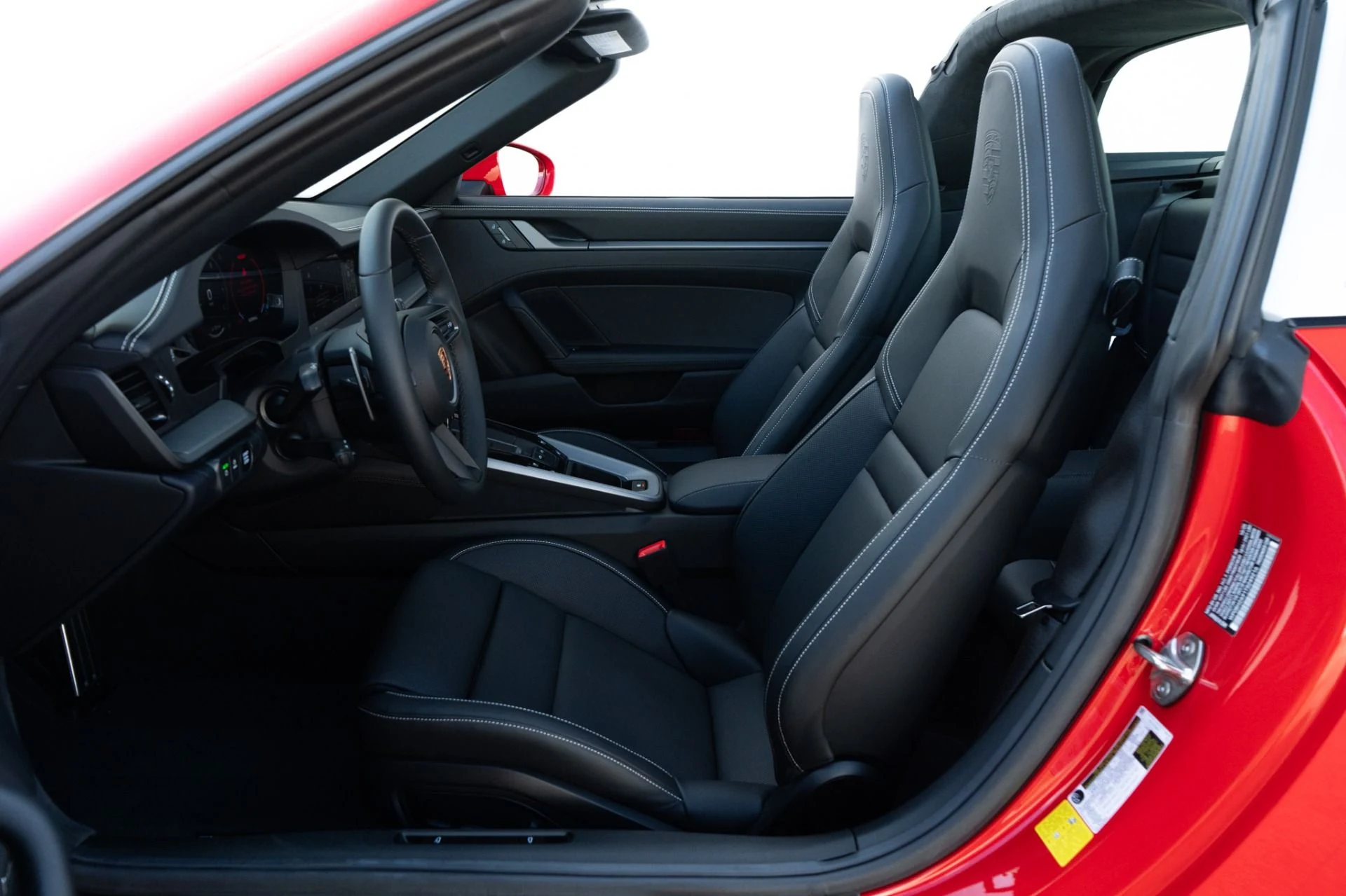 mph005_965397_Used_2026_Porsche_911_Targa_4_S_1780095629_bfaad5ef22