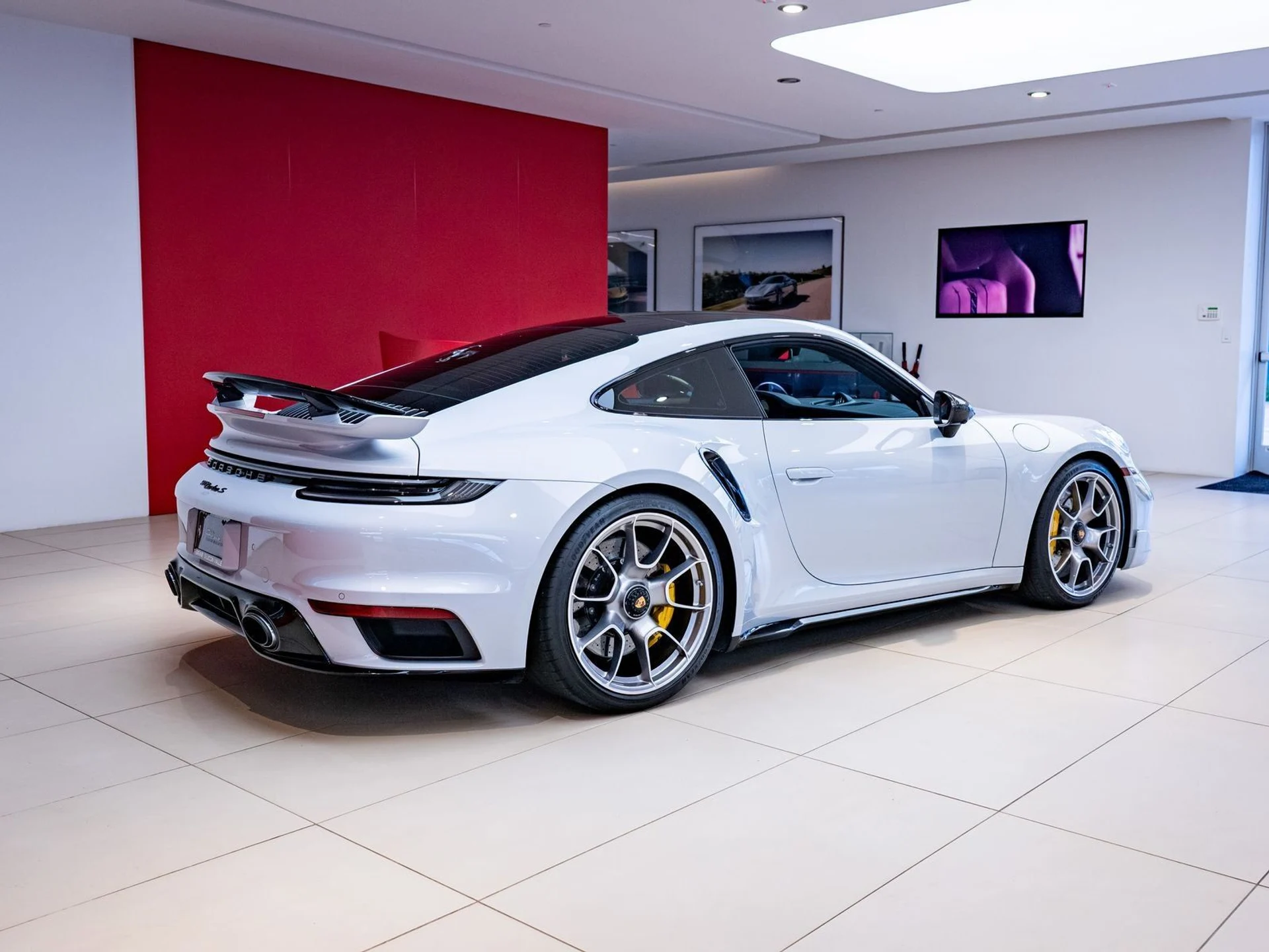 mph005_972490493_6_f815f59b85