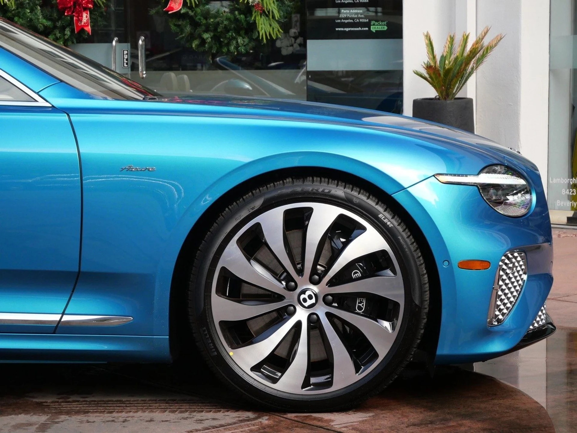 mph005_985311894_ec2fd4b4a390e7aa7e96b205e27bcbc3x_e8374b376c