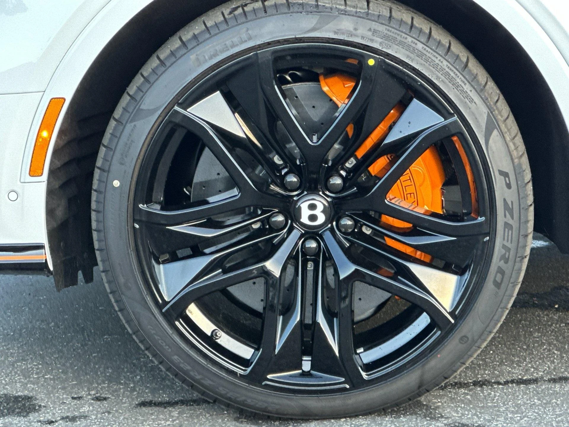 mph005_985667612_New_2026_Bentley_Bentayga_Speed_1771602803_2df8c85e8a