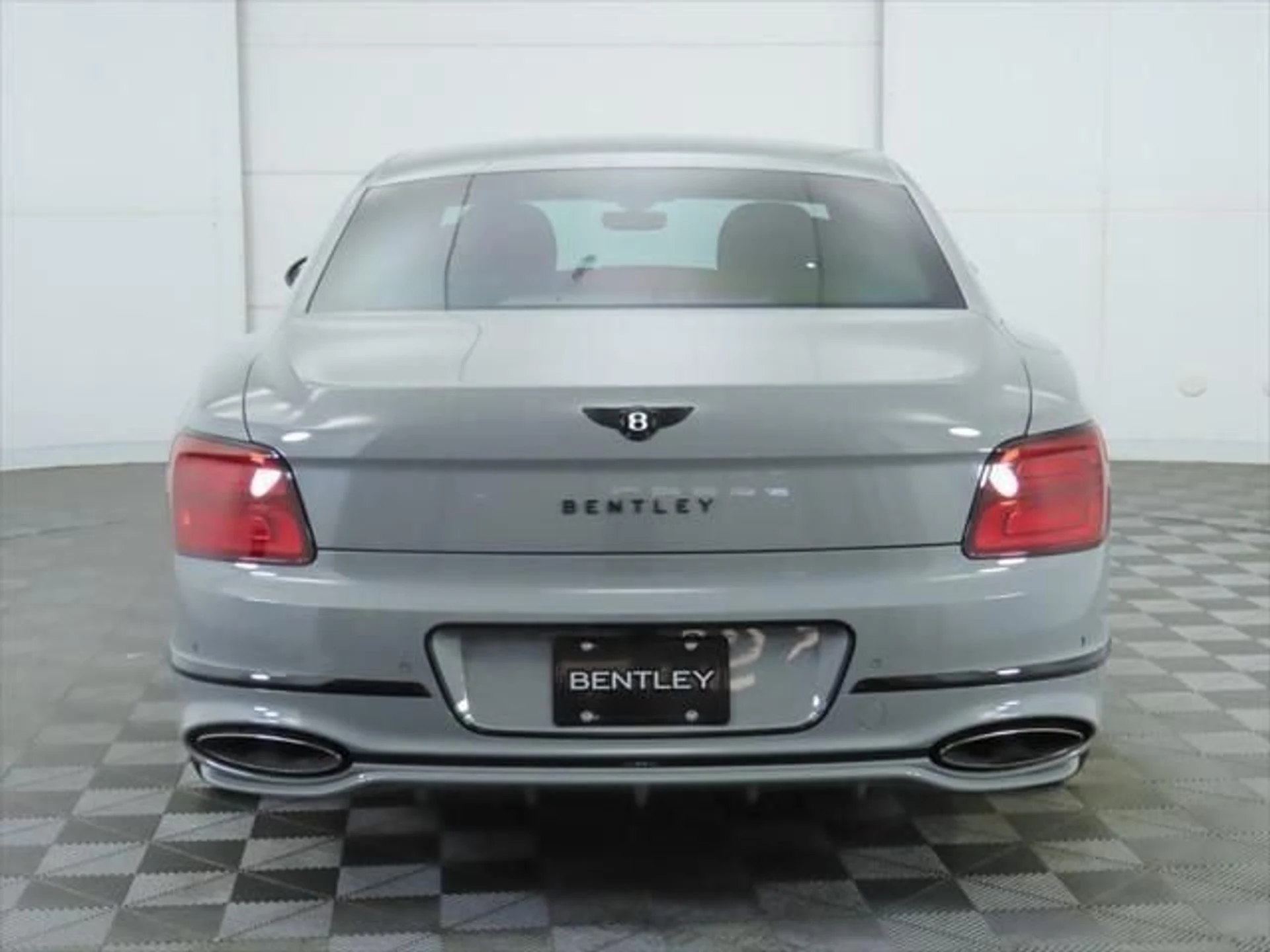 mph005_986508273_used_2025_bentley_flying_spur_speedsedan_8119_23010075_6_640_6ad307139f