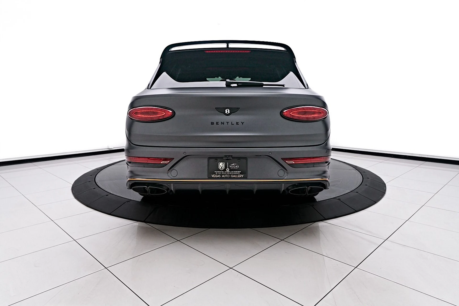 mph005_987639539_Used_2025_Bentley_Bentayga_S_Black_Edition_1738363048_0d1f0118ae