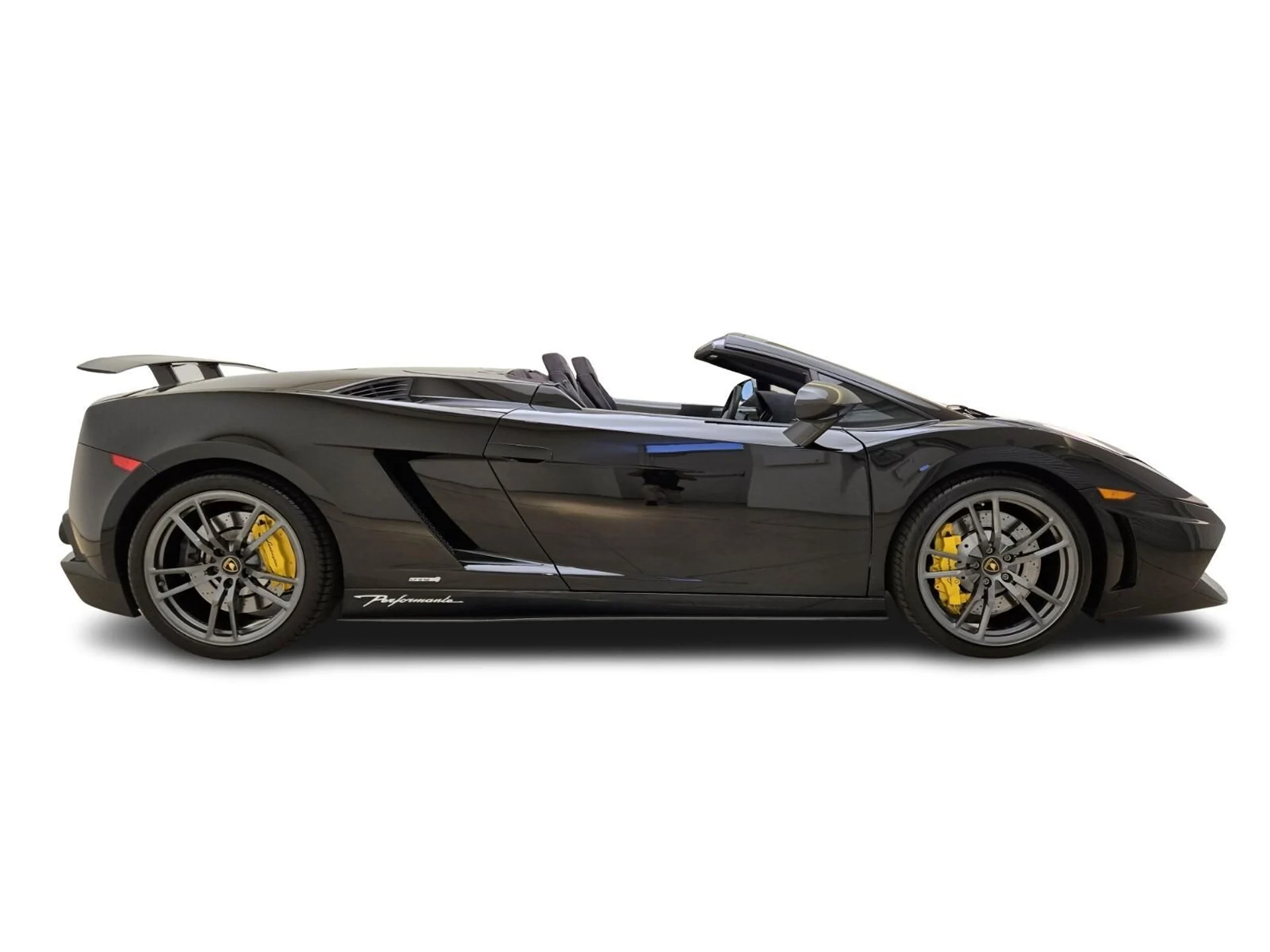 mph005_988905403_Used_2011_Lamborghini_Gallardo_LP_560_4_1762241992_2abda22df8