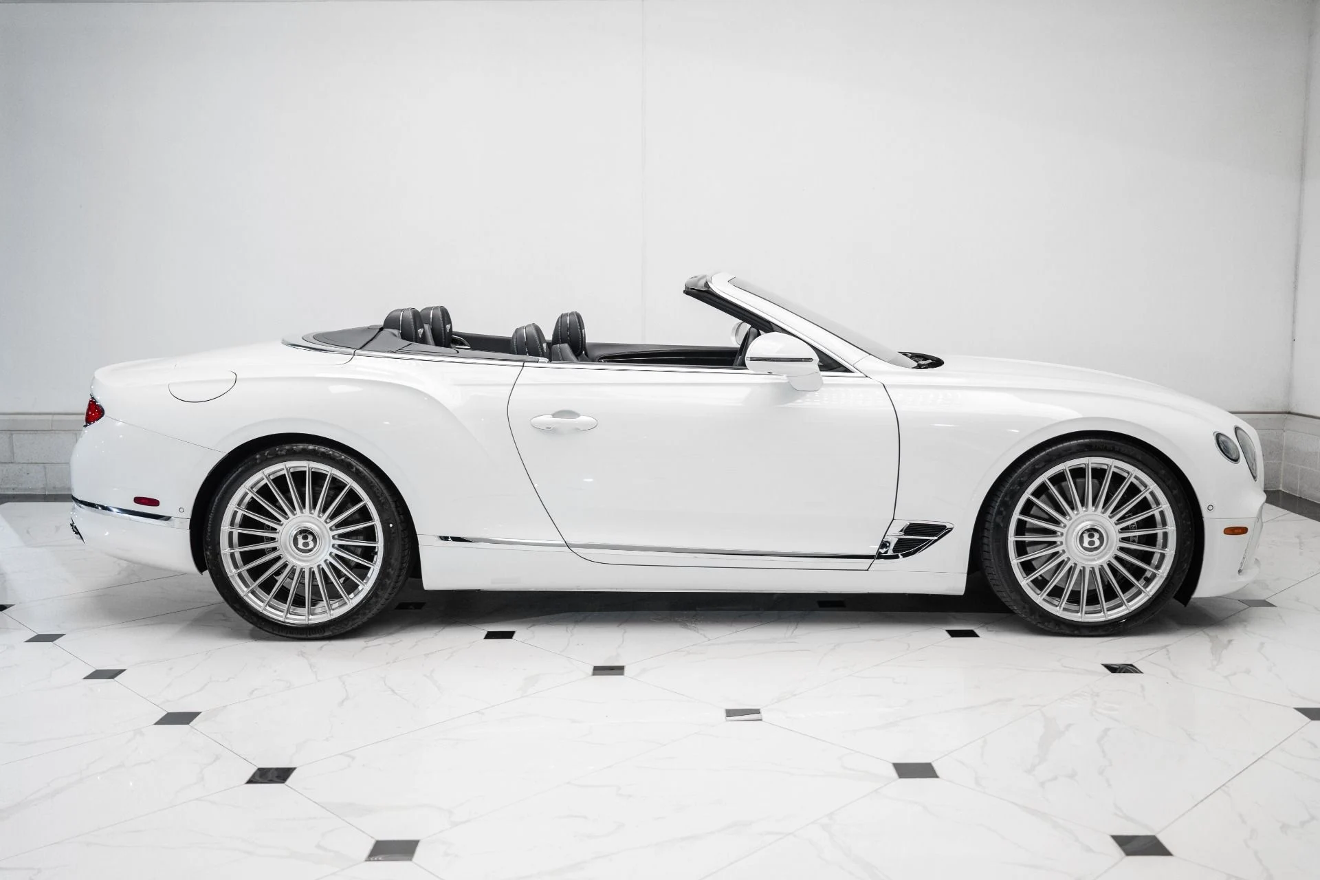 mph005_992285612_Used_2021_Bentley_Continental_GTC_V8_Convertible_1733325878_4c11fa61ec