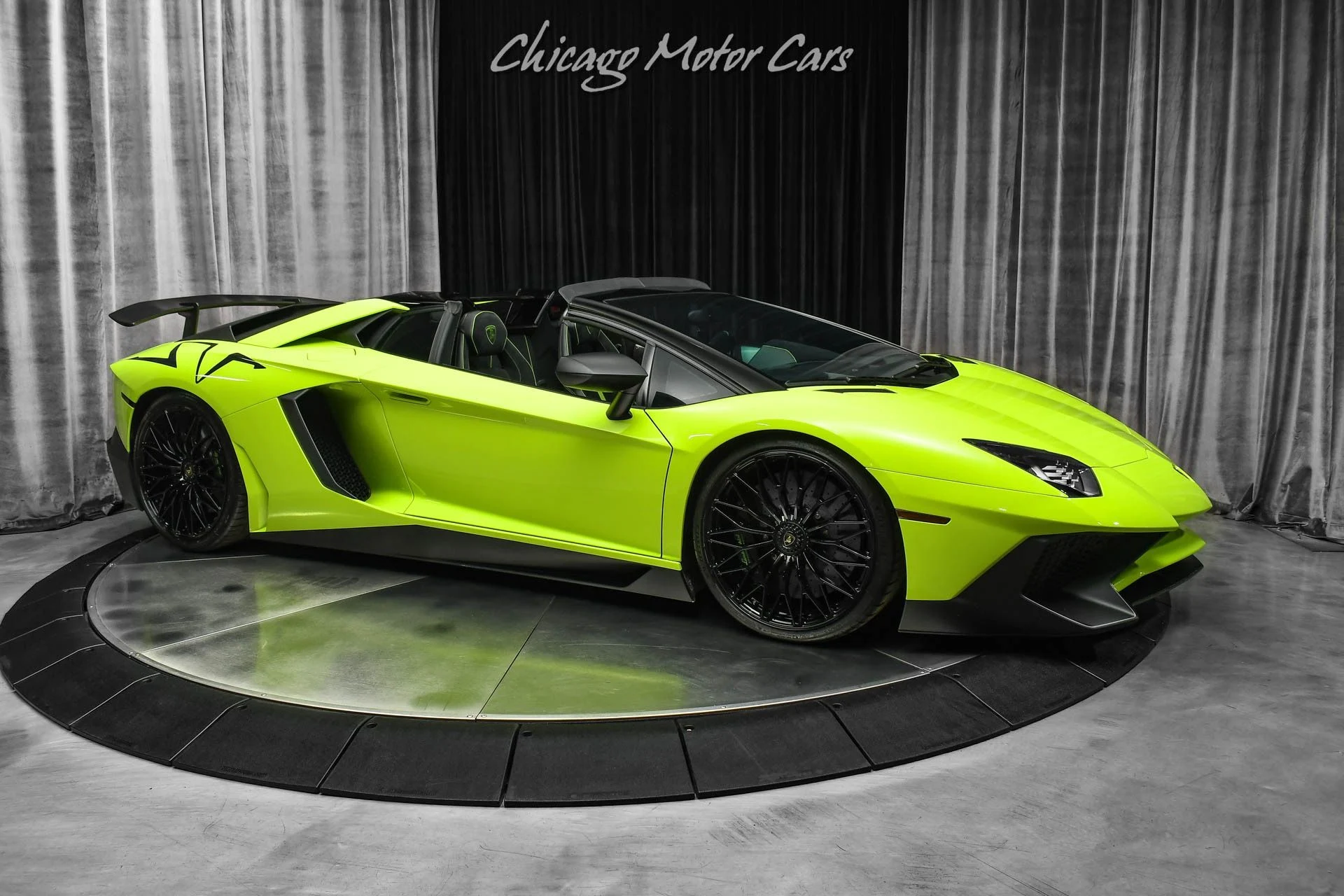 mph005_994159787_12323_p6_l_cefd4acfb3