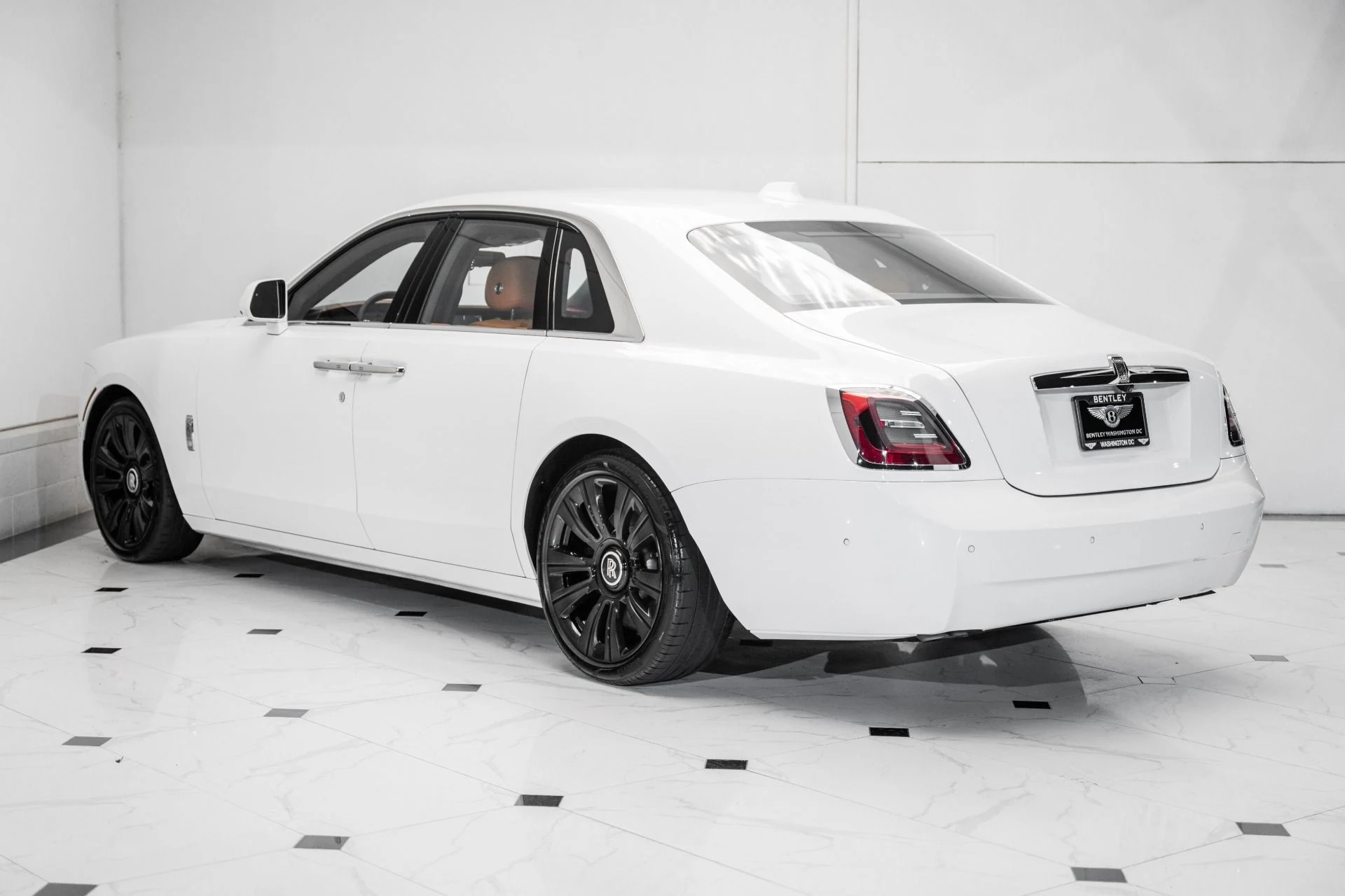 mph006_1000712025_Used_2021_Rolls_Royce_Ghost_1753978996_b0d48a1f43