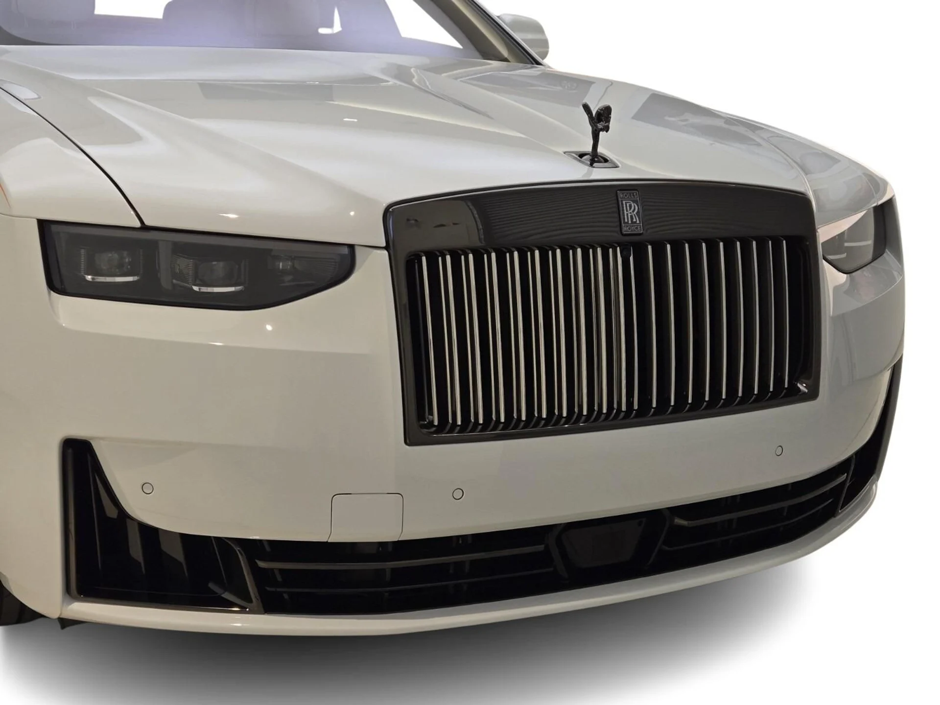 mph006_1003964606_New_2025_Rolls_Royce_Ghost_1753162854_891f841d16