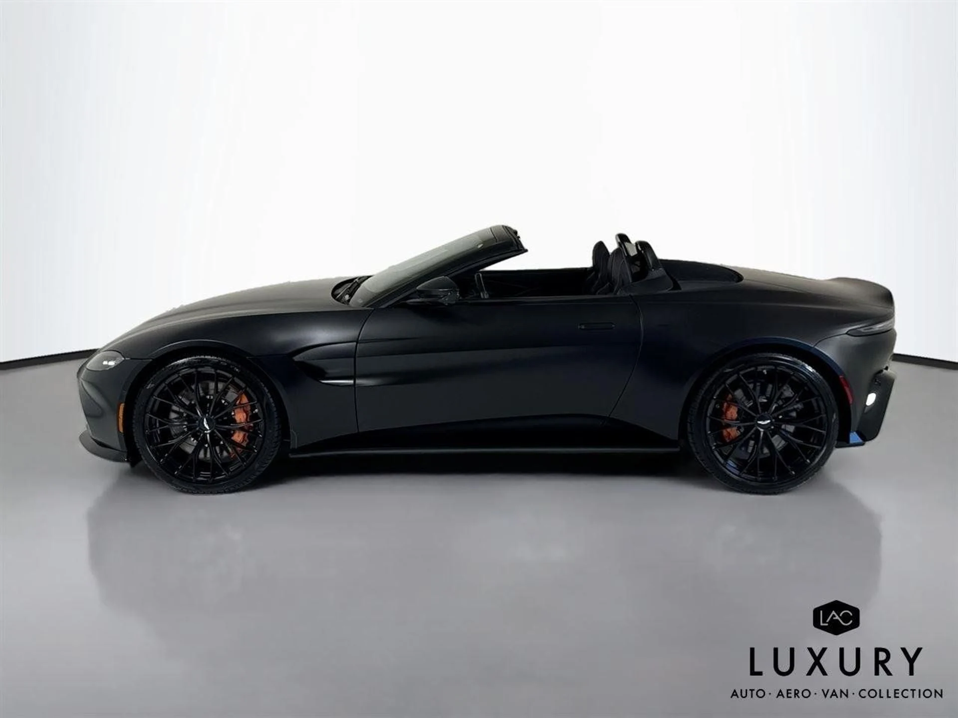 mph006_101829392_927086674f6dc94b7a8be16a28e1fa69_72da57d0eb