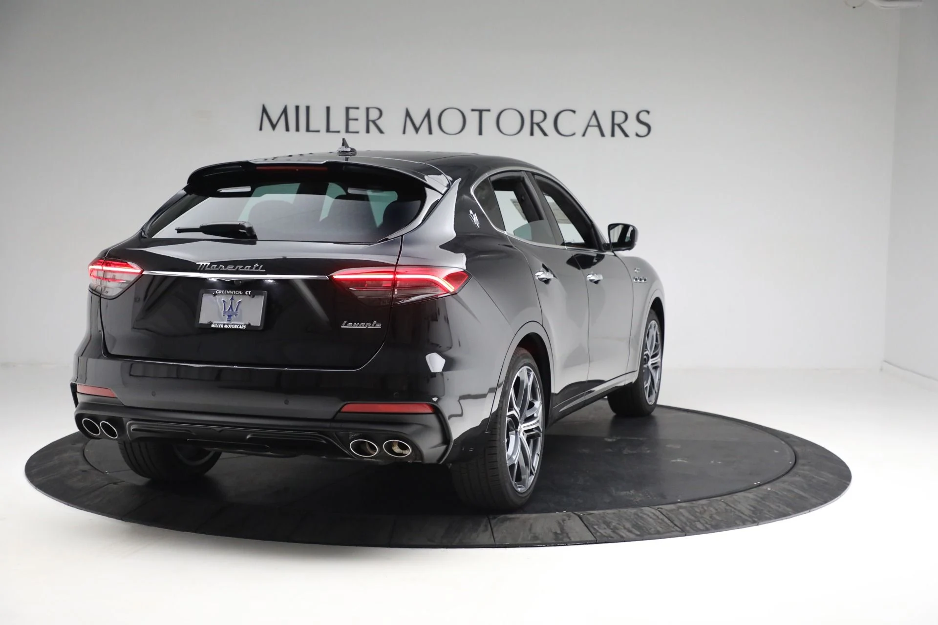 mph006_1025311697_Used_2022_Maserati_Levante_GT_1667856559_d8ba9ac0e7