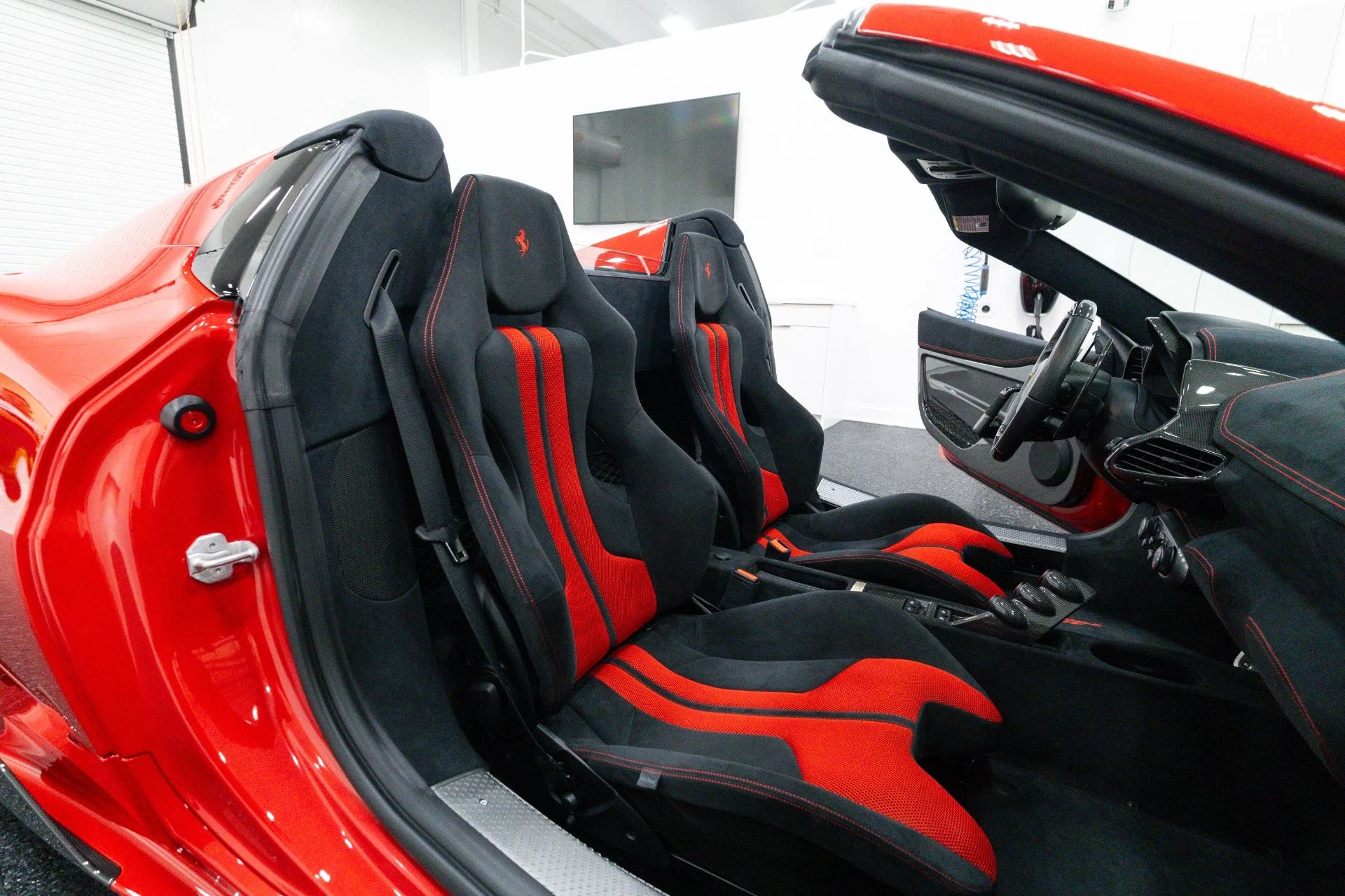 mph006_1027250854_Used_2015_Ferrari_458_Speciale_Aperta_1788474535_6b6d5d7d0e