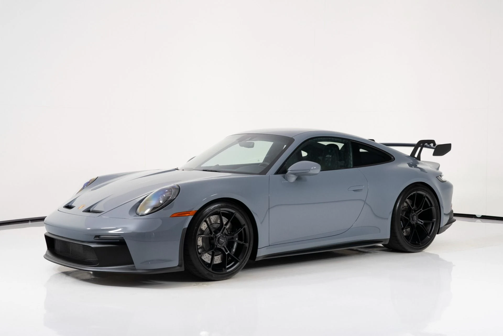 mph006_1040485849_Used_2024_Porsche_911_GT_3_1754347398_aadadae019