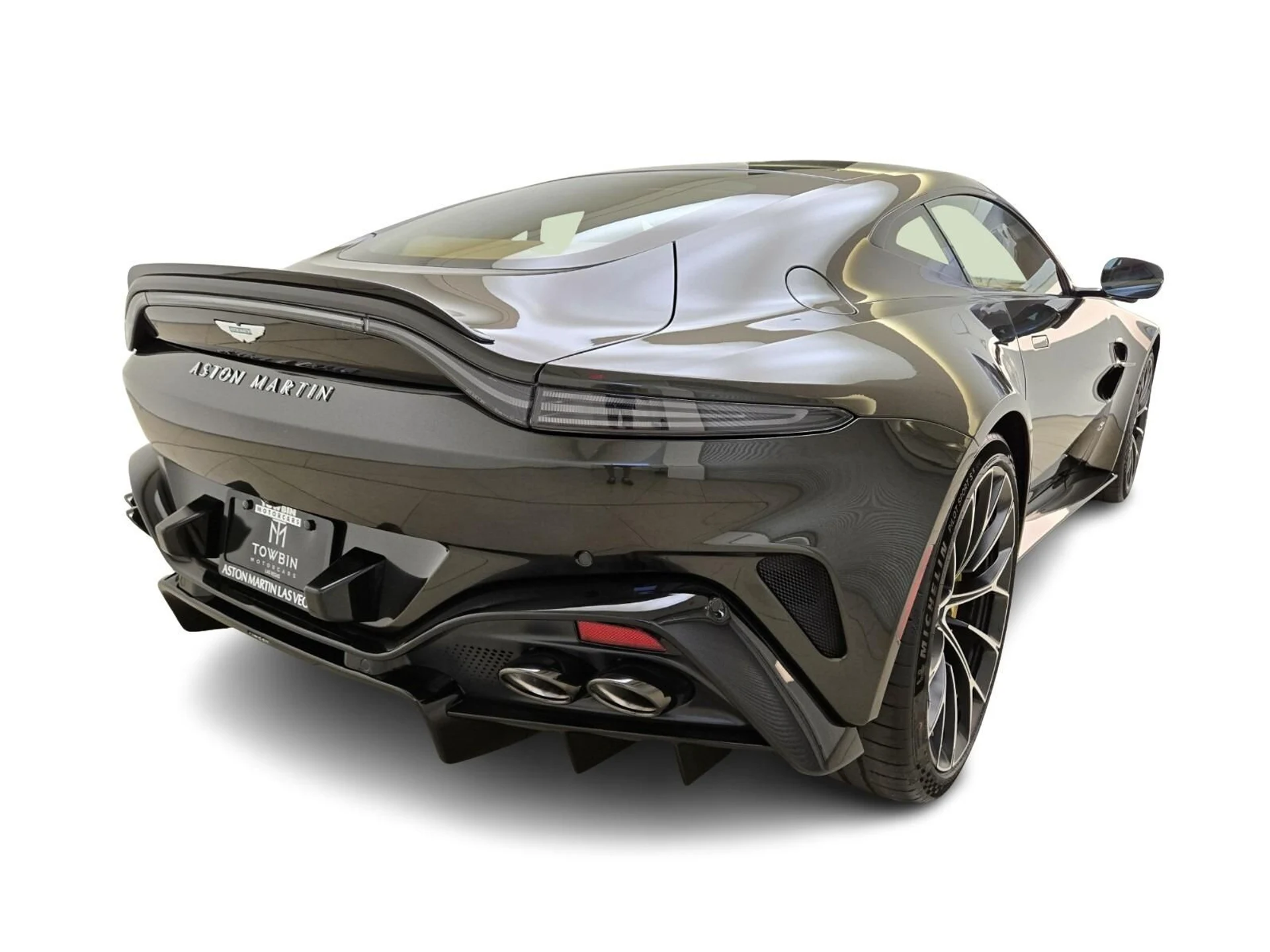 mph006_1042846500_New_2026_Aston_Martin_Vantage_S_1775625491_0825ee9c2d