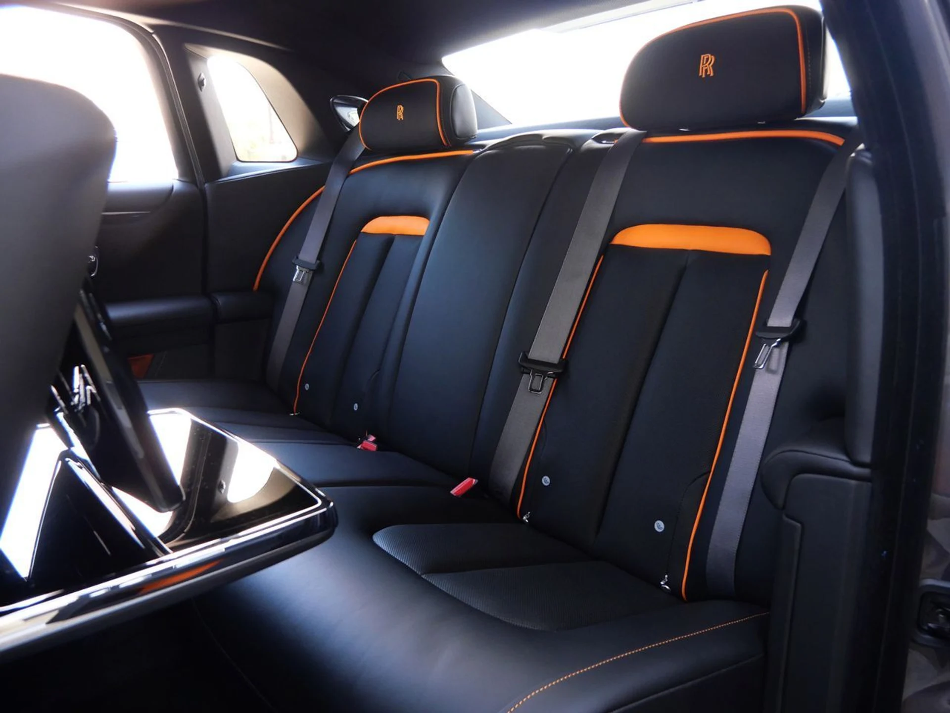 mph006_1054136097_ace4e5871d933e2d3aaac24c900e0157x_77a4e0005c