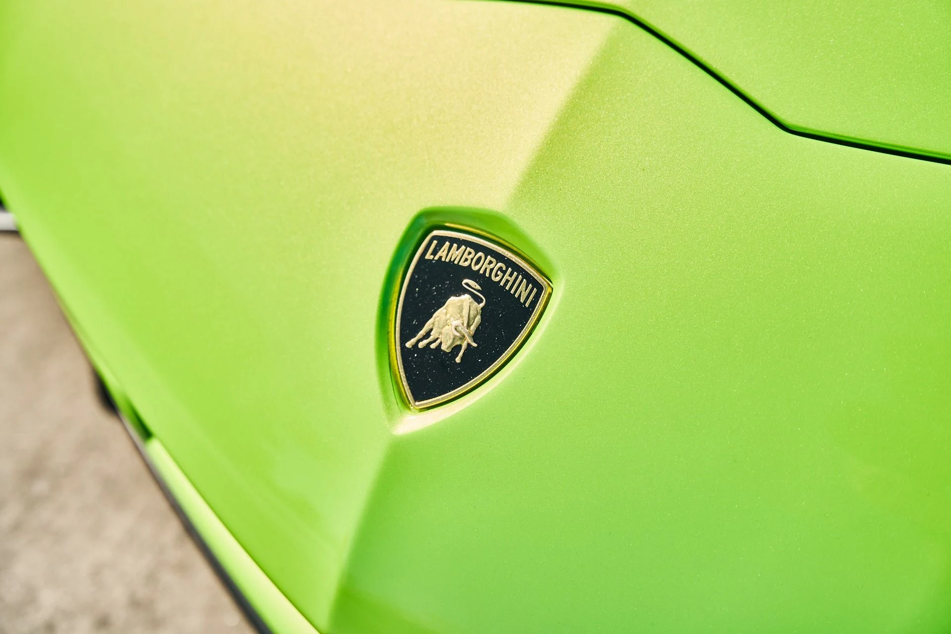 mph006_1057964182_Used_2016_Lamborghini_Aventador_LP_750_4_Super_Veloce_1791227436_ac44e9f2b3
