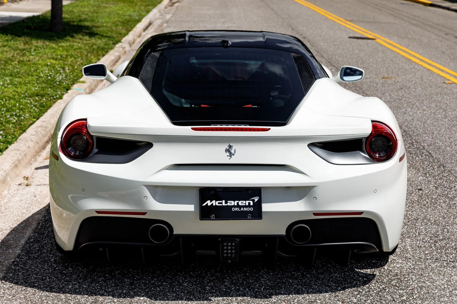 mph006_1061672025_Used_2018_Ferrari_488_GTB_49ae15e230