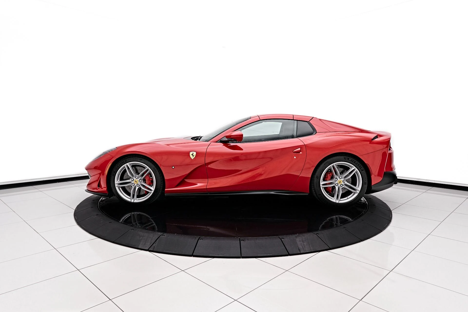 mph006_106174258_Used_2023_Ferrari_812_GTS_Base_1703210842_fd08d13cd3