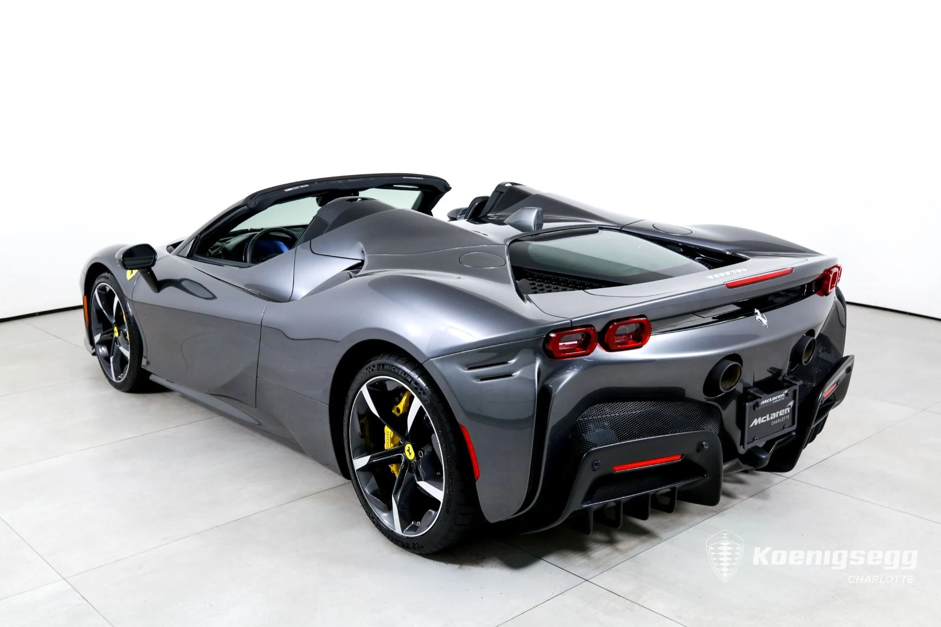 mph006_1066195182_Used_2022_Ferrari_SF_90_Spider_1775660479_b12fbdd7a5