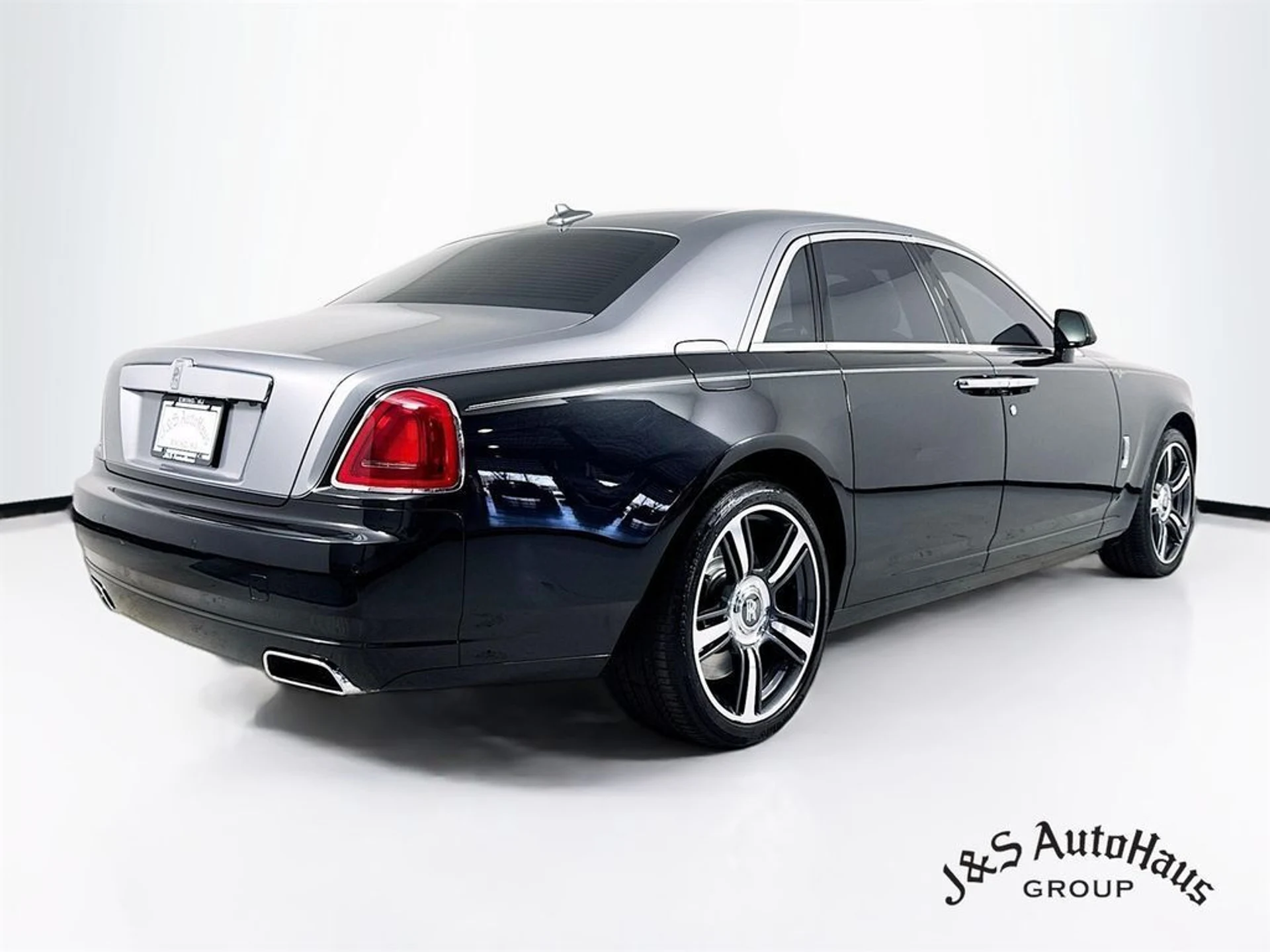 mph006_1067787354_ujw7458oyhlc37llt0gv9ksuxe1q_13bd3f7514