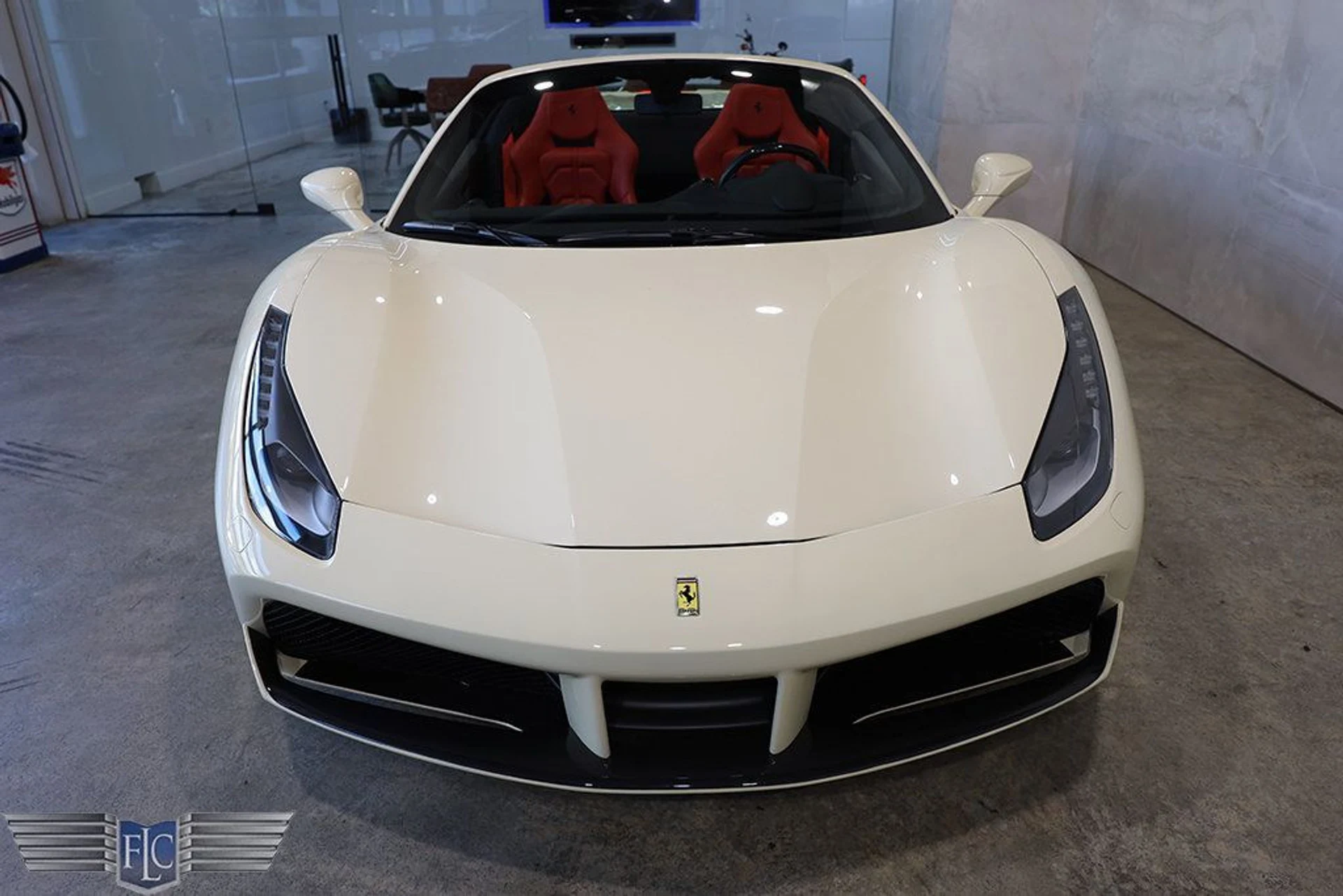 mph006_1072766666_used_2018_ferrari_488_spider_convertible_9689_22993121_7_1024_41611b1c19