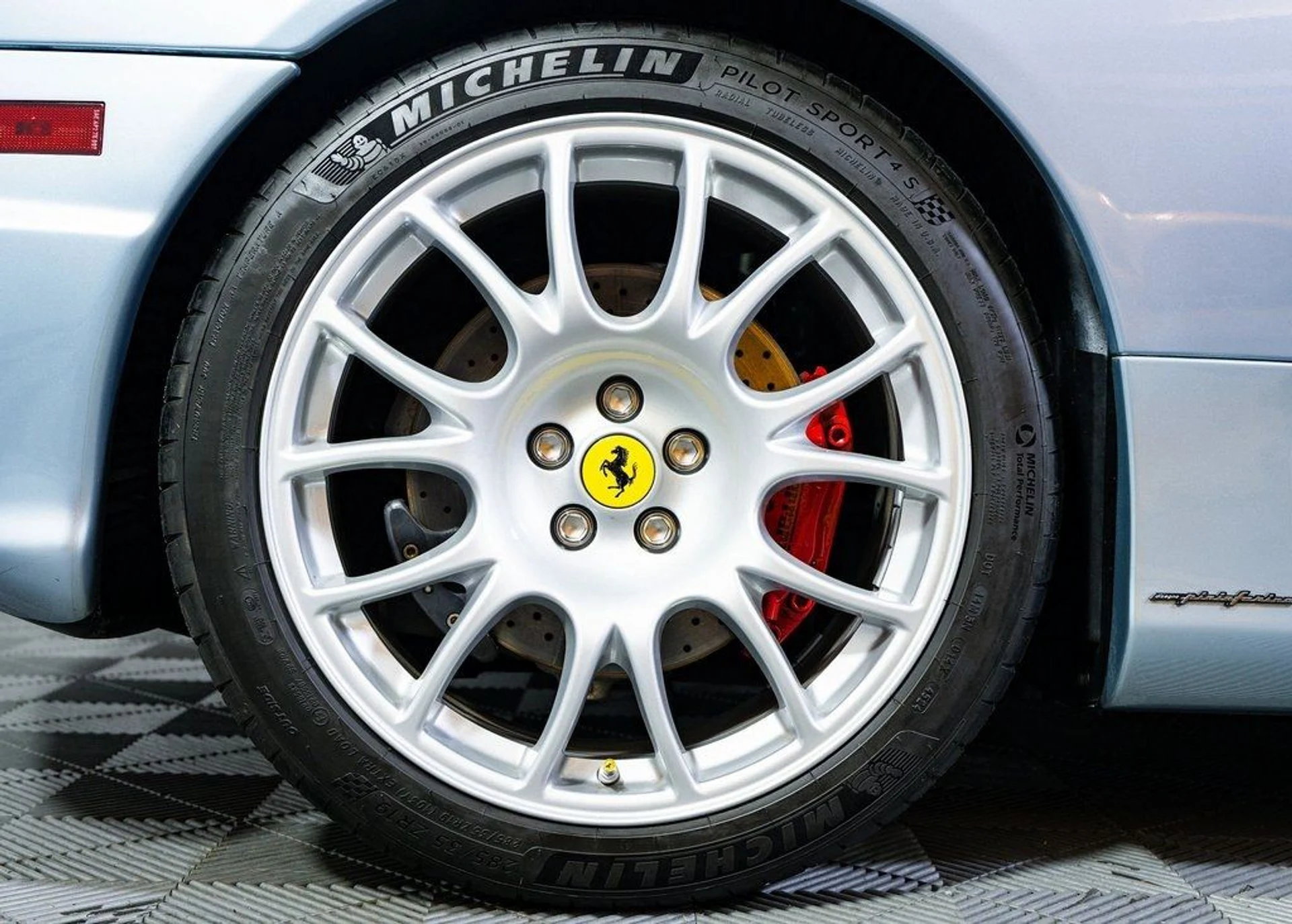 mph006_1075488910_3e1d1c8f162a9b77fb271eb07eea663a_641d4e3598