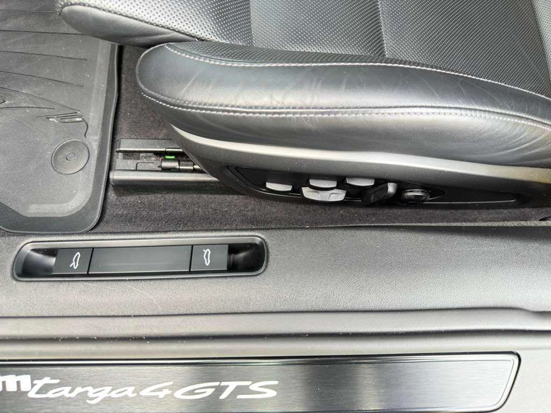 mph006_107702683_obr5elhr7qc6s_H_Skj_J_Nt_jz_Drx4_81c9edd30b