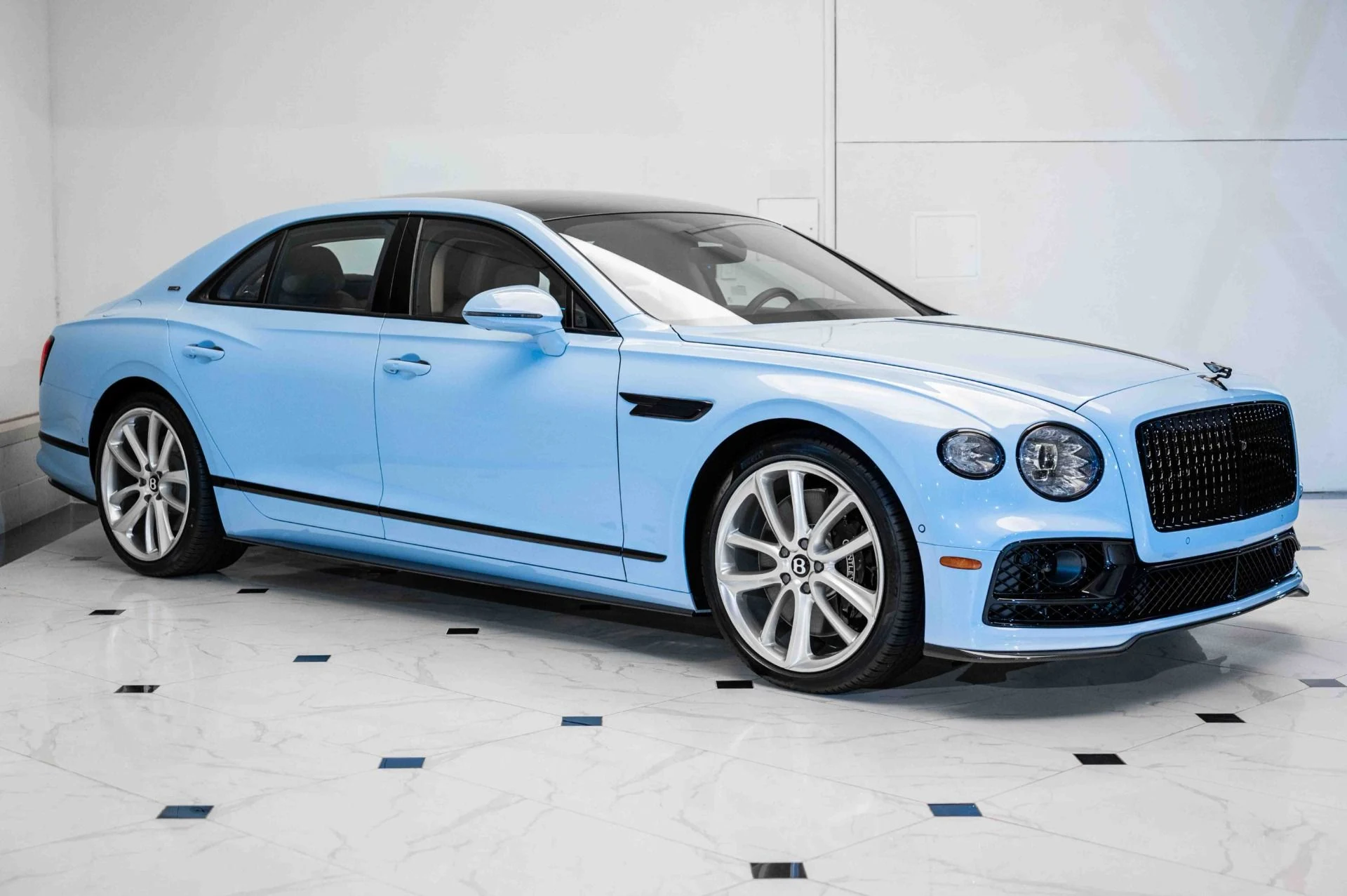 mph006_1078307603_Used_2024_Bentley_Flying_Spur_Edition_8_1717257938_f97977f7bd