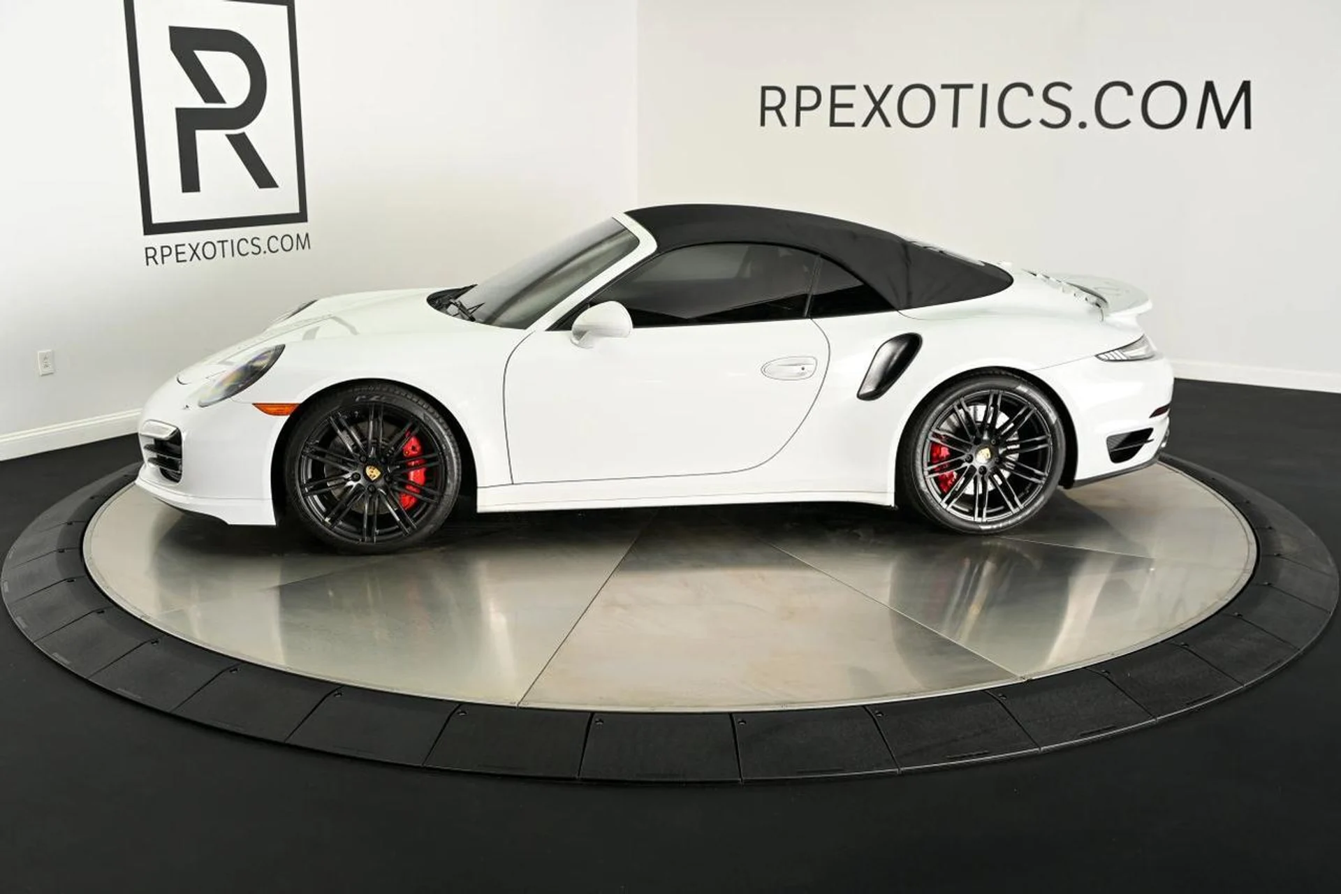 mph006_108124552_3ec227163c8e40ad2eb6a323ee88cea0_13b7ab9cdd