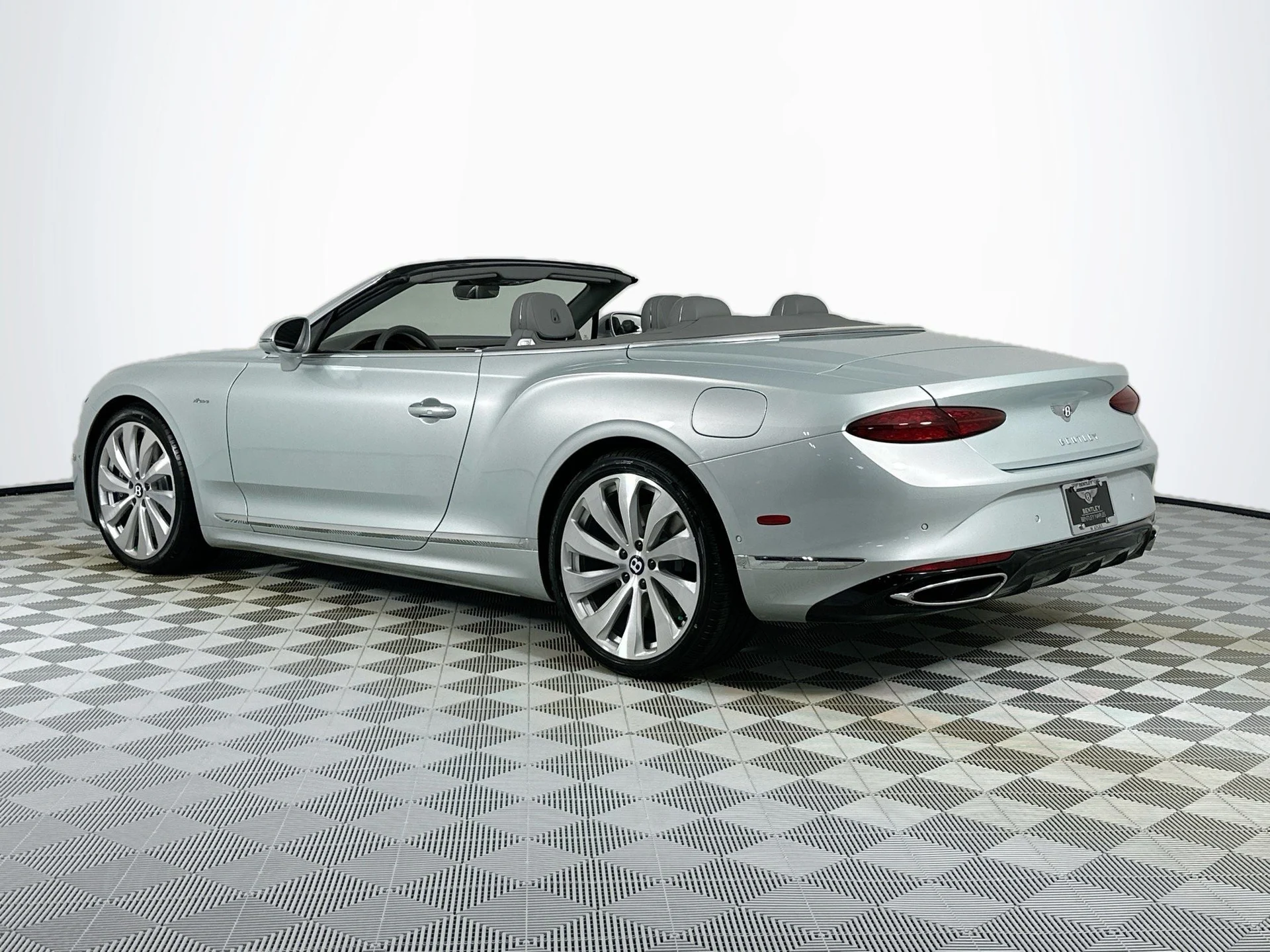 mph006_1087063059_7_8a7651bde6