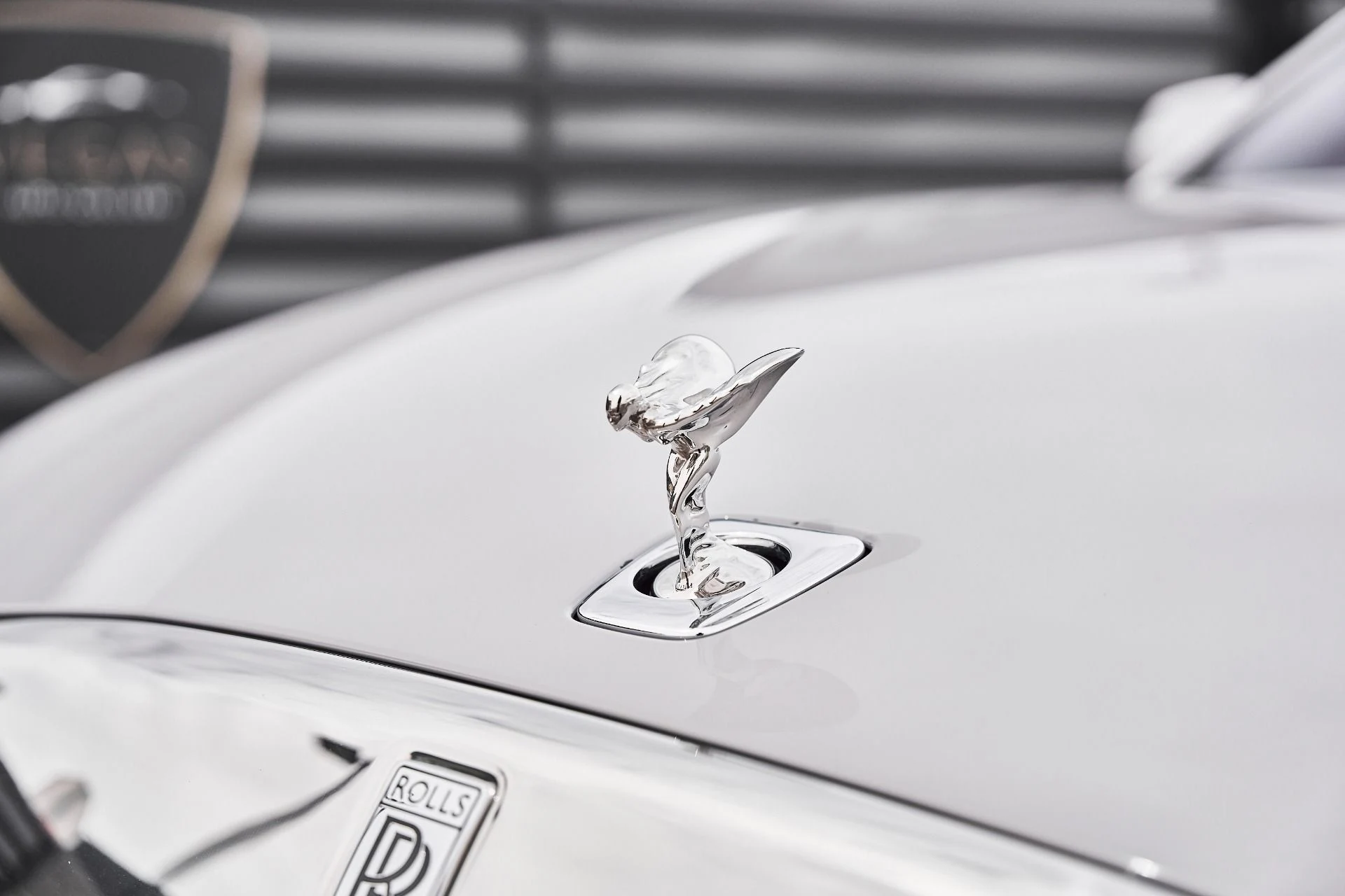 mph006_1109152352_Used_2025_Rolls_Royce_Spectre_Base_1775928248_8e6989a5be