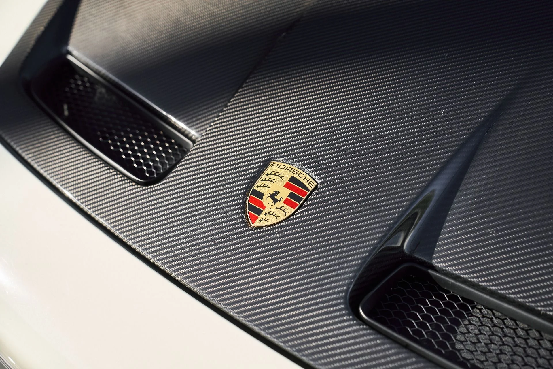 mph006_1131923098_Used_2023_Porsche_911_Turbo_S_1764903132_58e657fdee