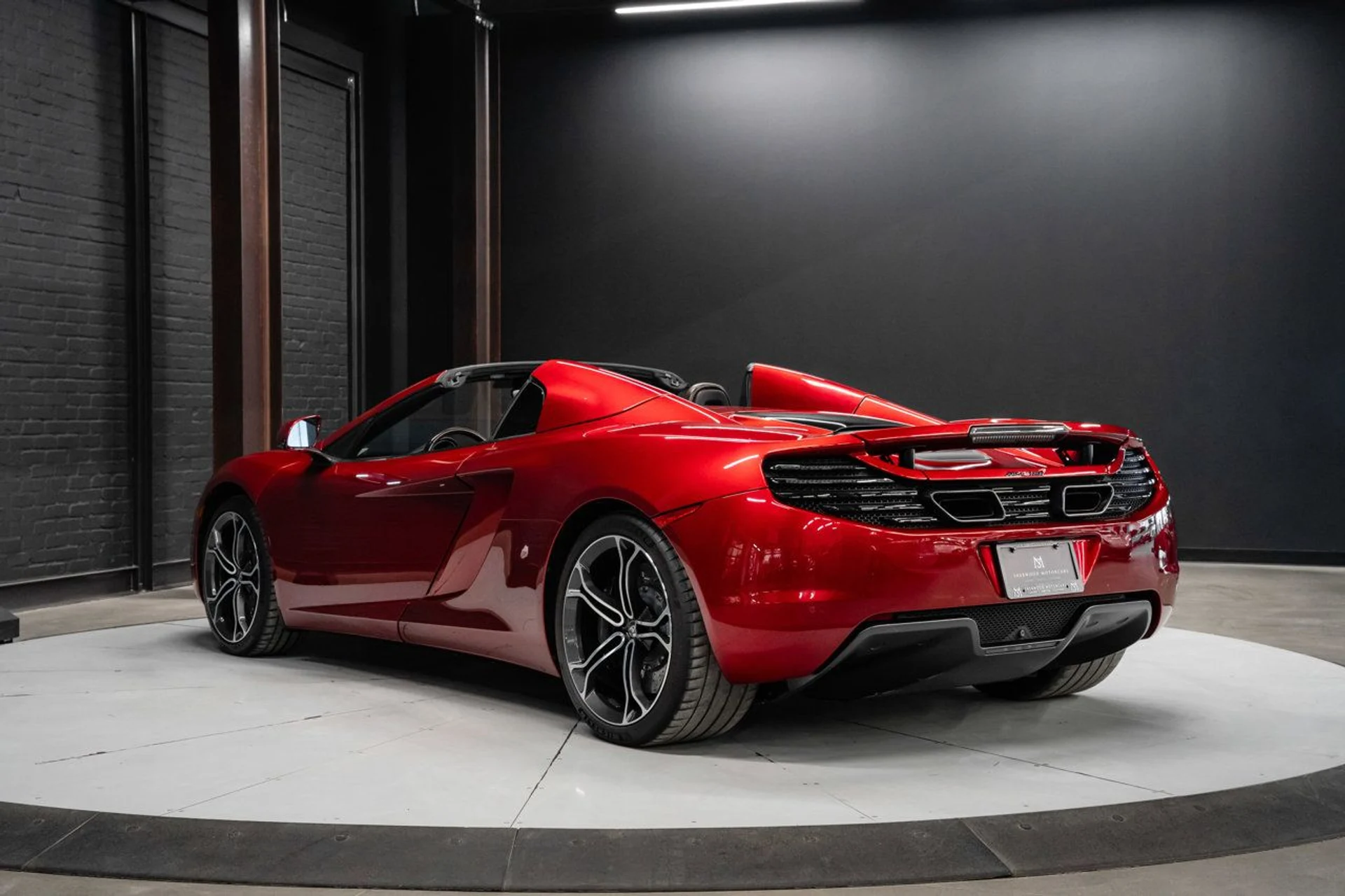 mph006_1132813005_mclaren_mp4_12c_2014_8f809326dd