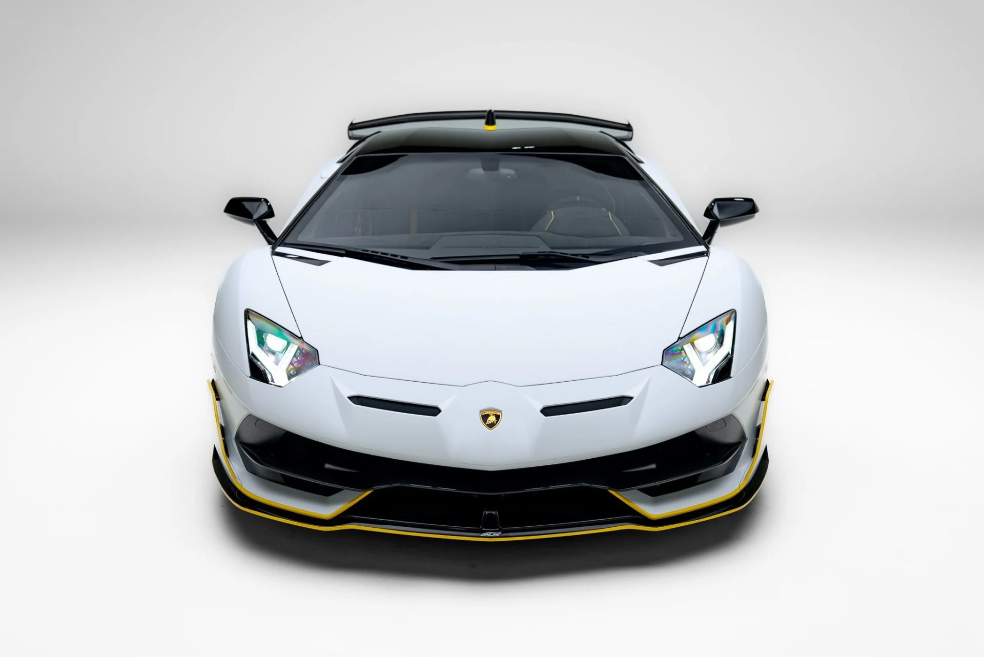 mph006_1137540729_Used_2021_Lamborghini_Aventador_SVJ_LP_770_4_SVJ_1780078343_2e7b8479a9
