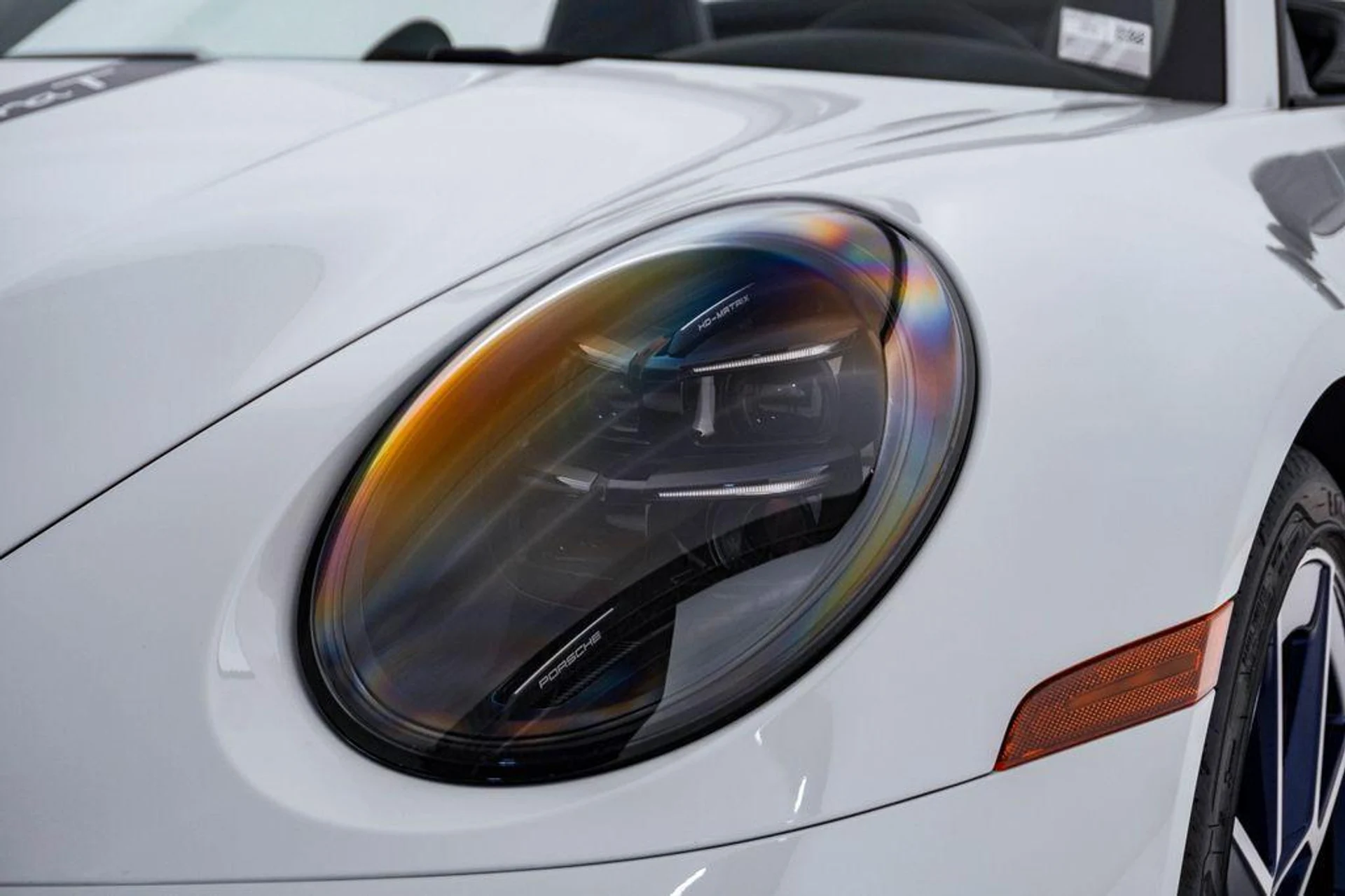 mph006_1139644180_Bk_Iby_Ru4_j_D1z268oq_C3_YI_6_S_Eog_bcab8ae53b