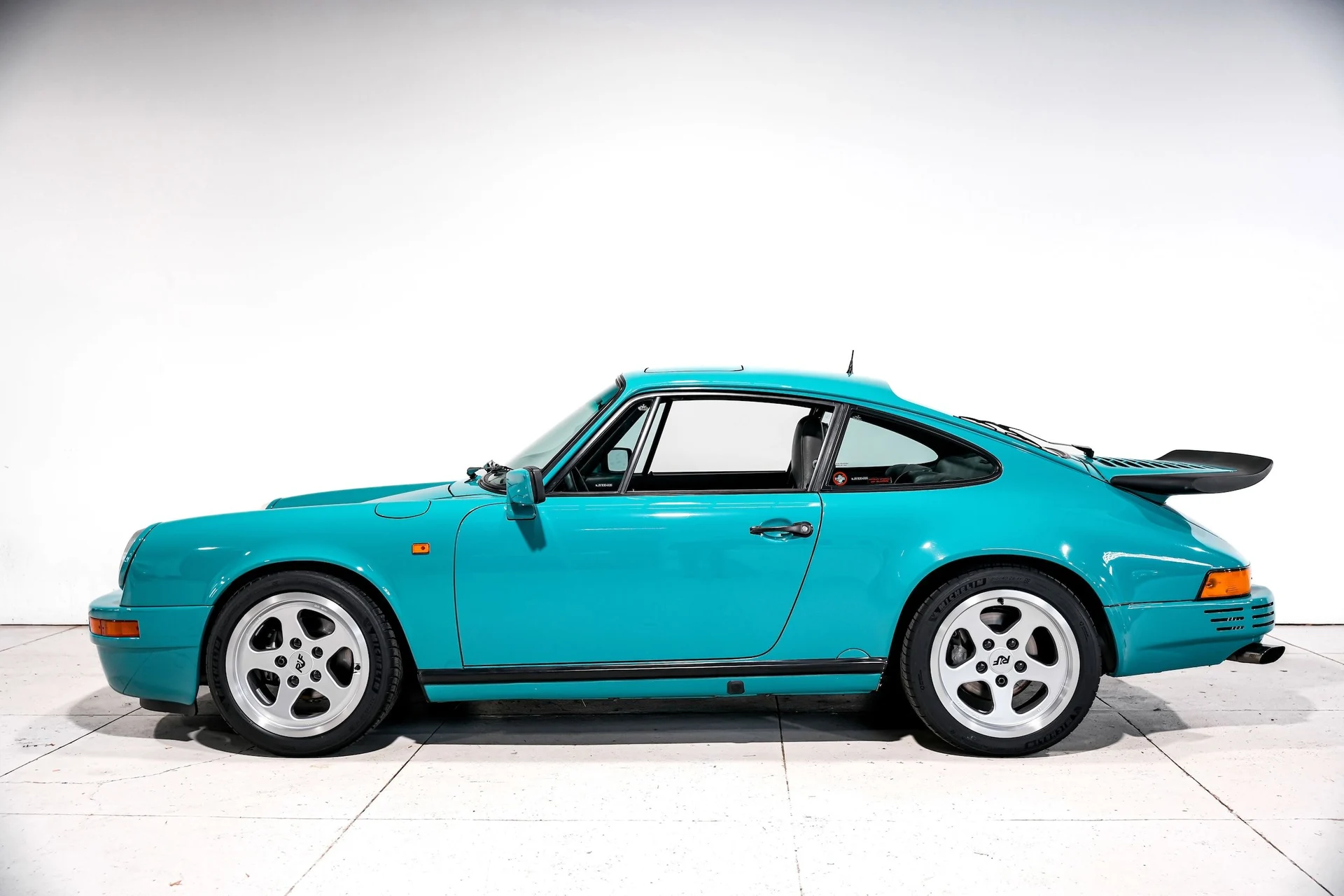 mph006_1139981481_f1b306e2ac5e94c5974419b09f997a56x_81f2141a4a