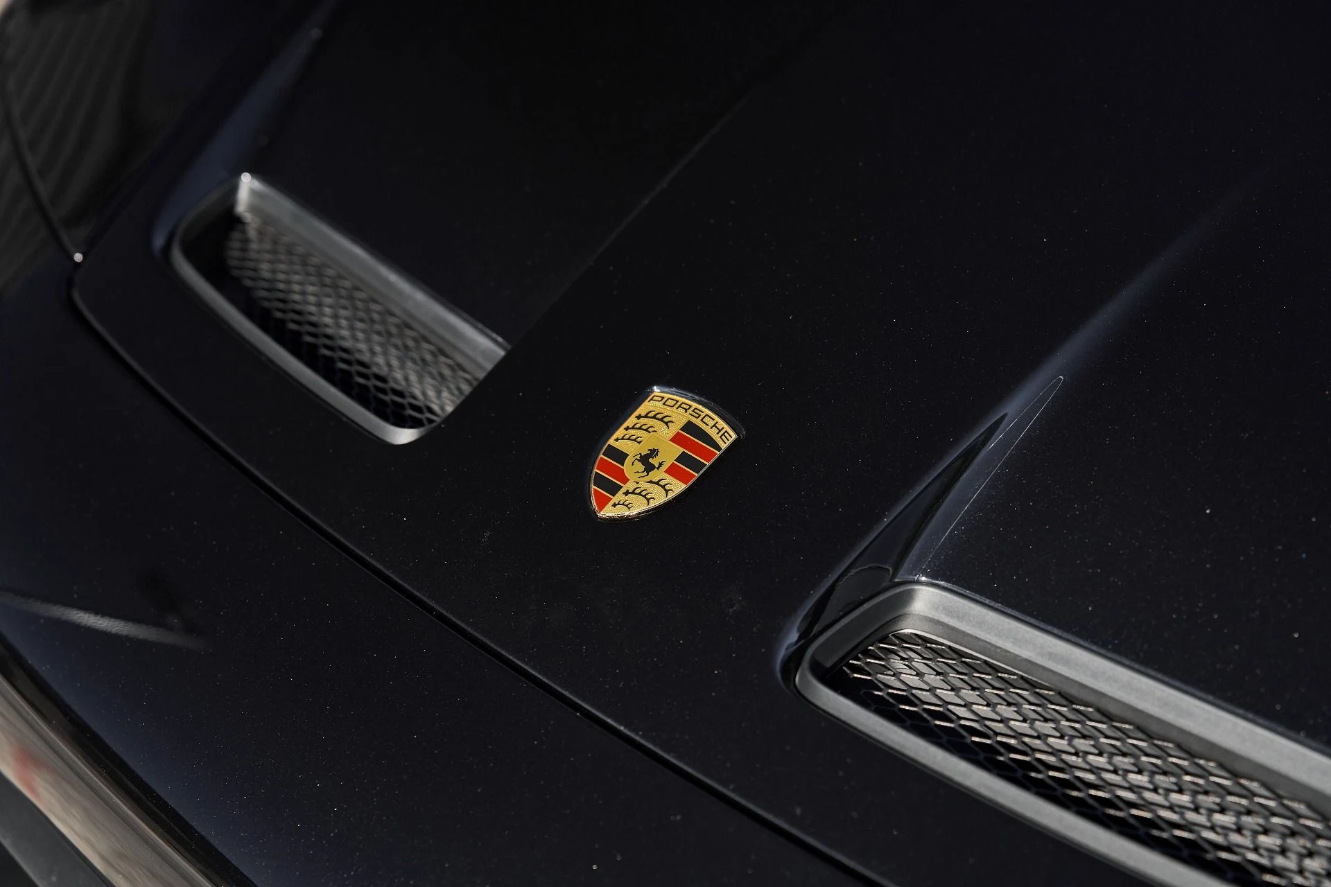 mph006_1143101195_Used_2023_Porsche_911_GT_3_1761779500_19d96cf548