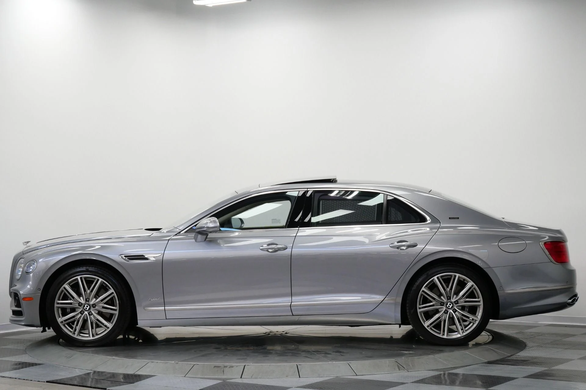 mph006_1143701564_Used_2022_Bentley_Flying_Spur_Hybrid_Odyssean_Edition_266_K_MSRP_Sustainable_Interior_Trim_1770409393_f917483f13