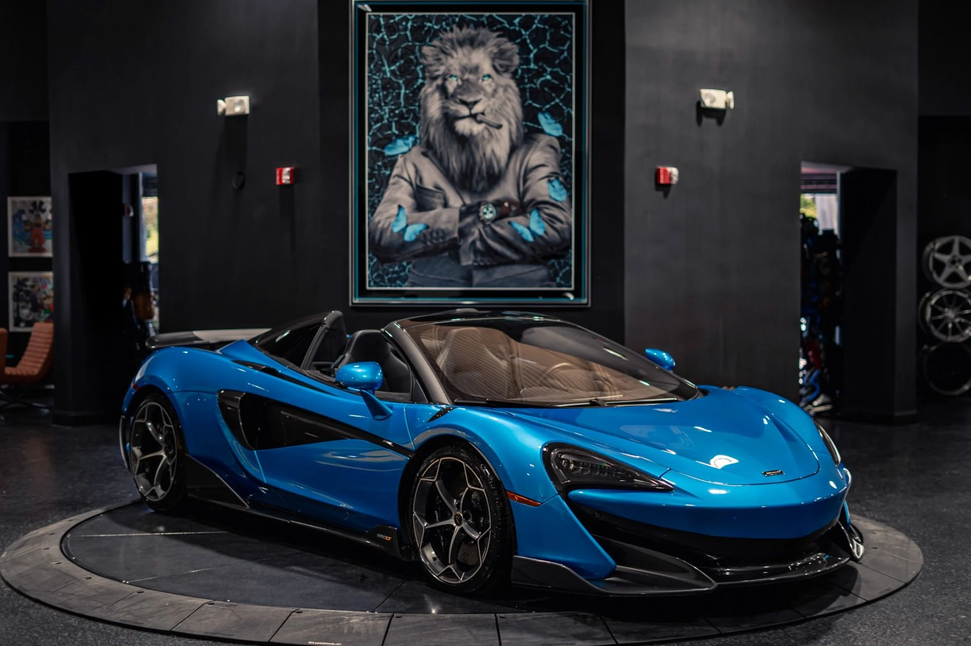 mph006_1145229882_Used_2020_Mc_Laren_600_LT_Spider_MSO_Ludus_Blue_308000_MSRP_1779204636_b6485e2485