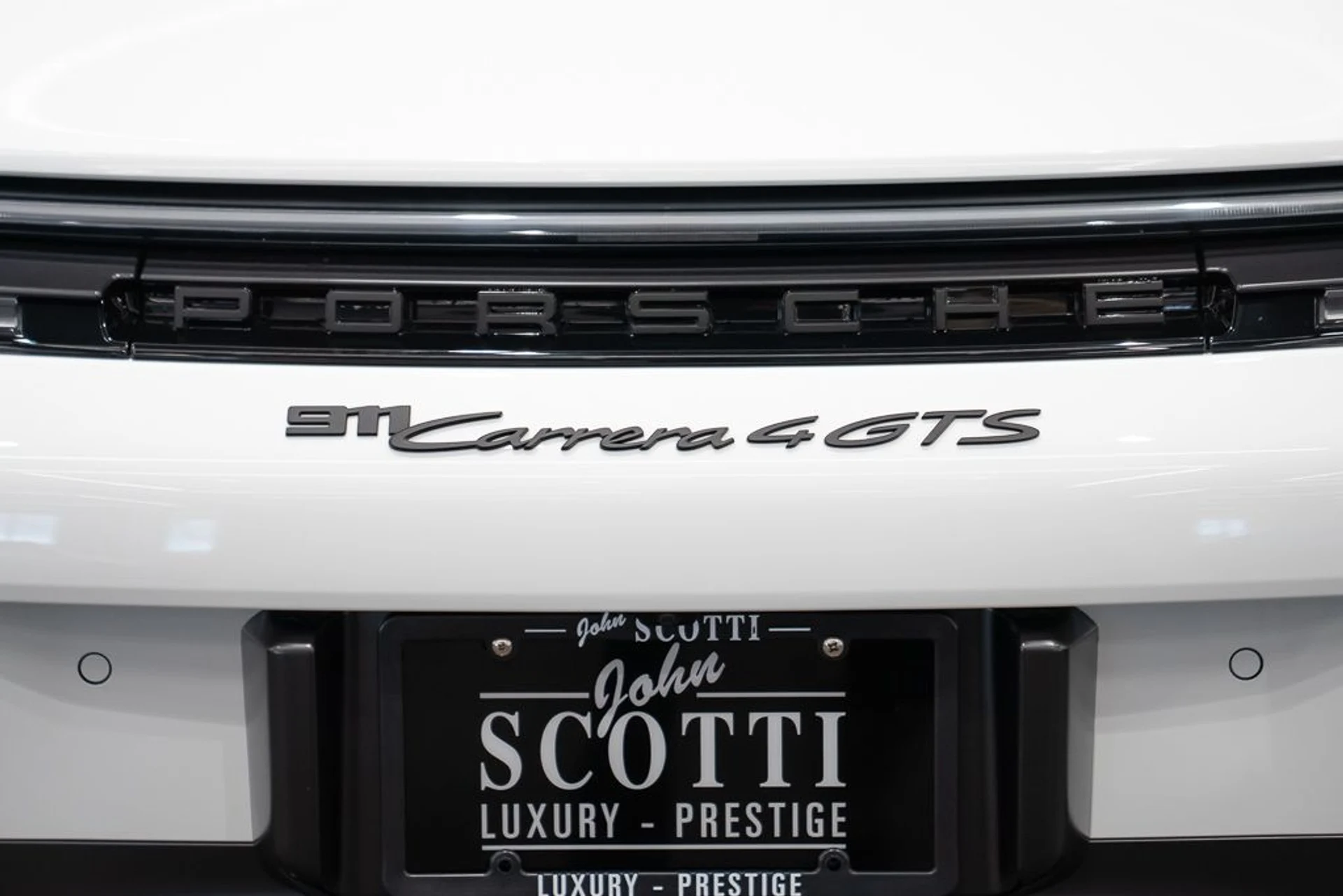 mph006_1150304998_porsche_911_2026_jpg_v_1775165756_40ac47838e