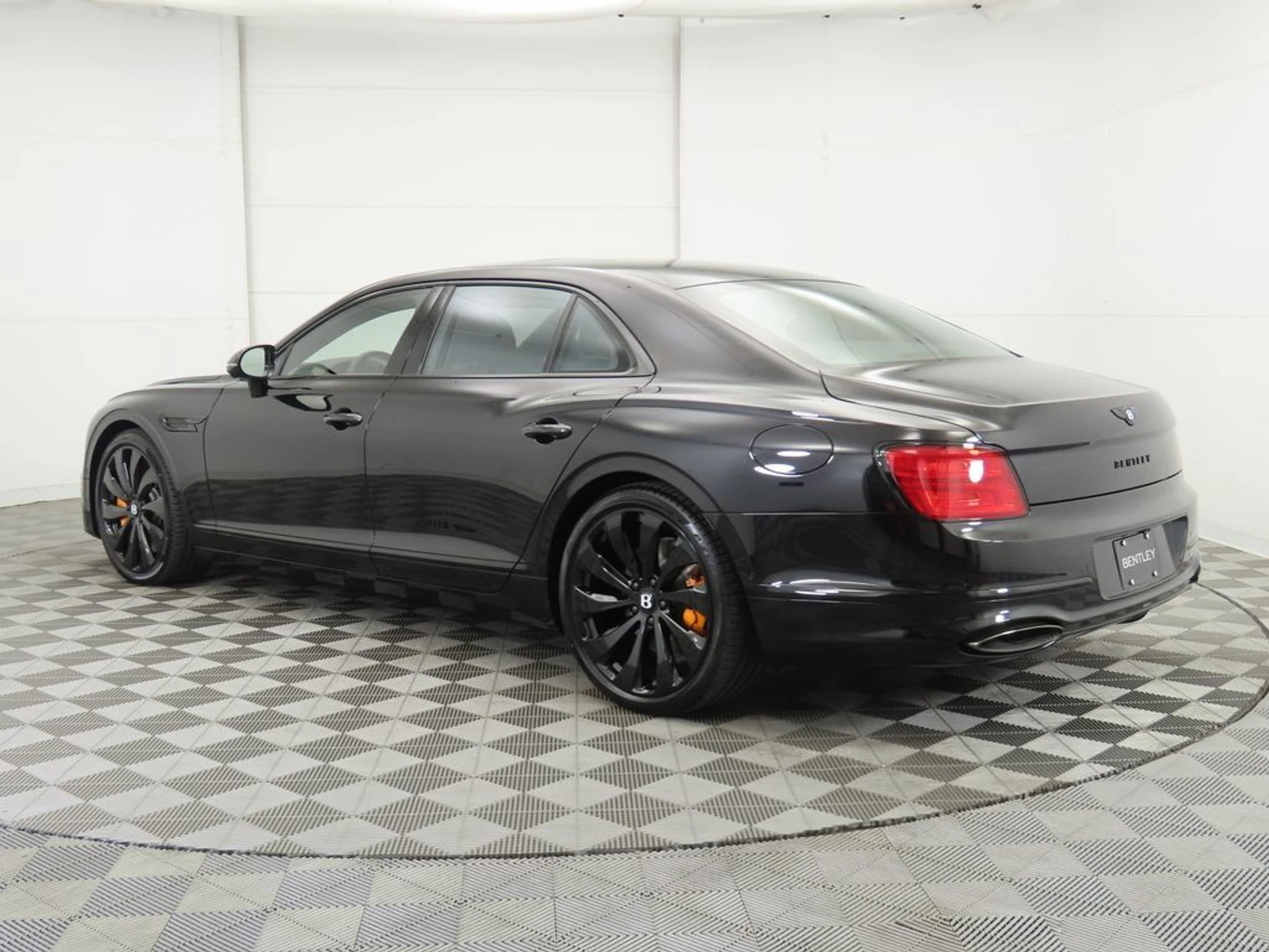 mph006_1160451875_new_2025_bentley_flying_spur_8119_22943437_7_1024_0d0533bb60