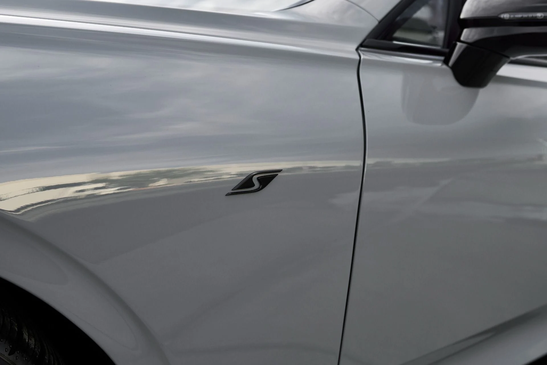 mph006_1161358753_Used_2024_Bentley_Continental_GT_V8_S_1764464355_11d1855dc1