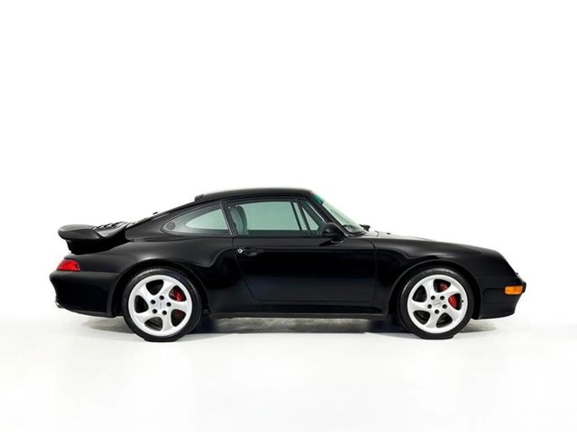 mph006_1167618477_fc_Vk_Q51osn1_Rzwz_Ood63_UKGS_Ito_694b7ffaad