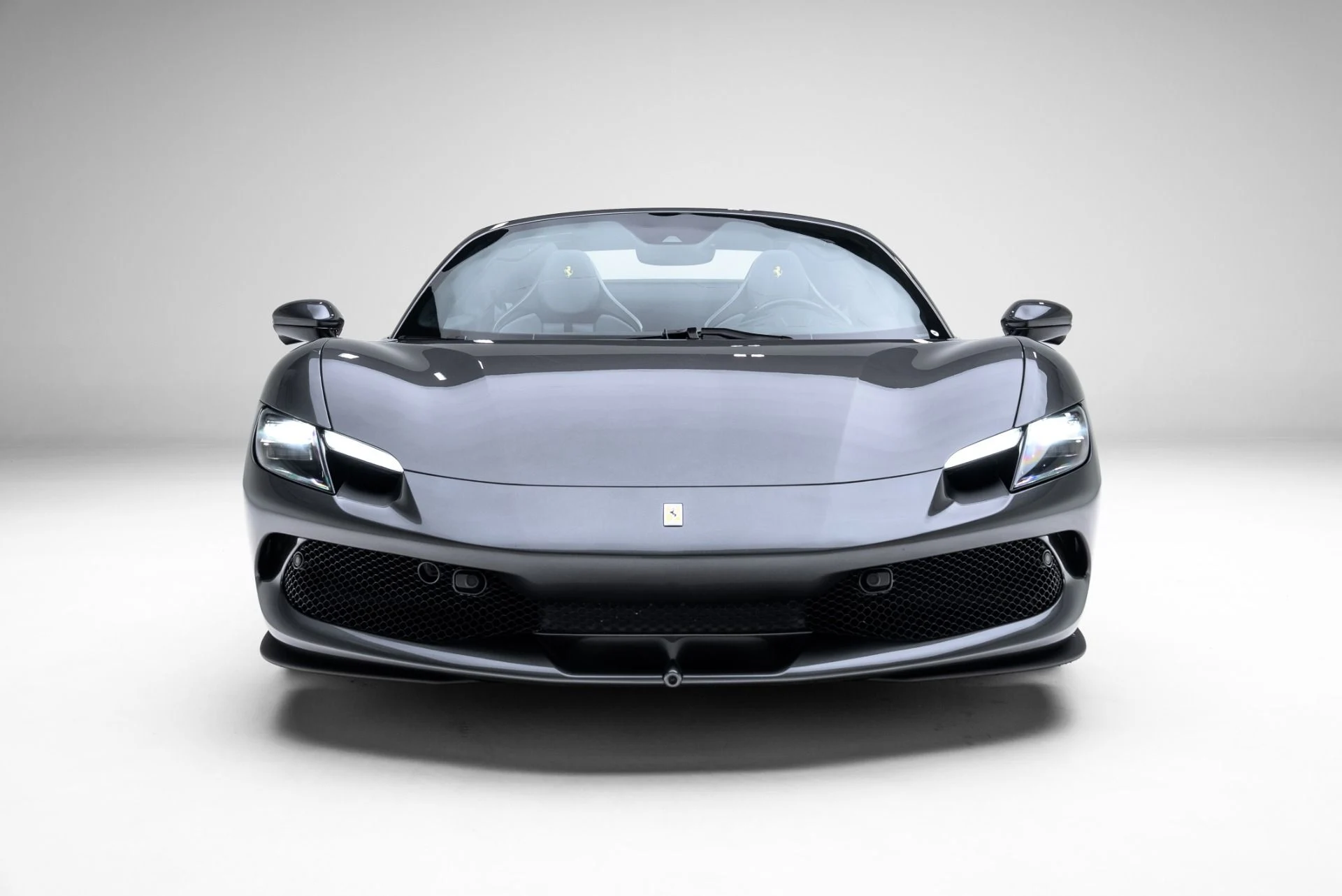 mph006_1181388096_Used_2025_Ferrari_296_GTS_1775518510_1fda05c360