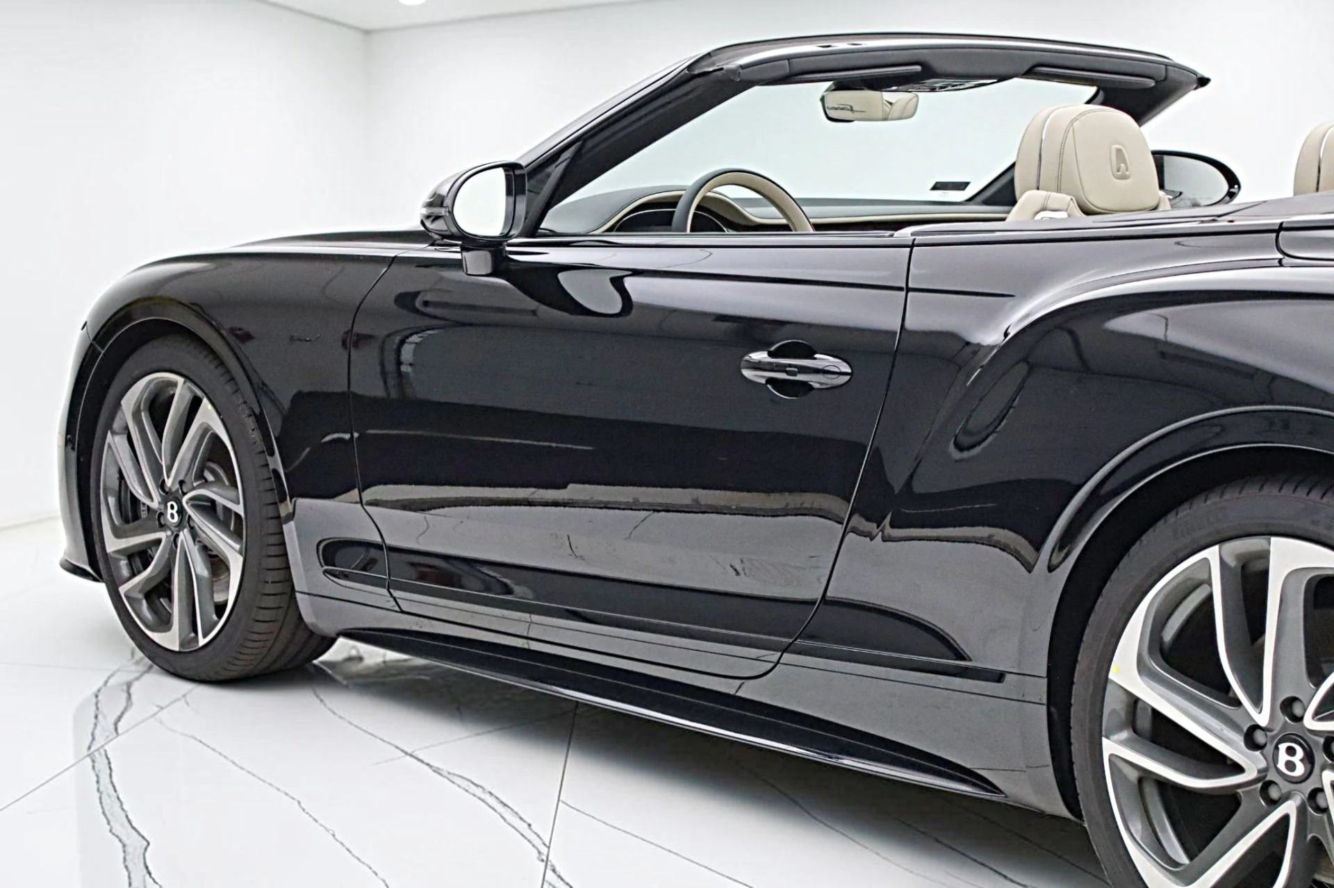 mph006_1182354535_New_2026_Bentley_Continental_GTC_Speed_97a09cde48