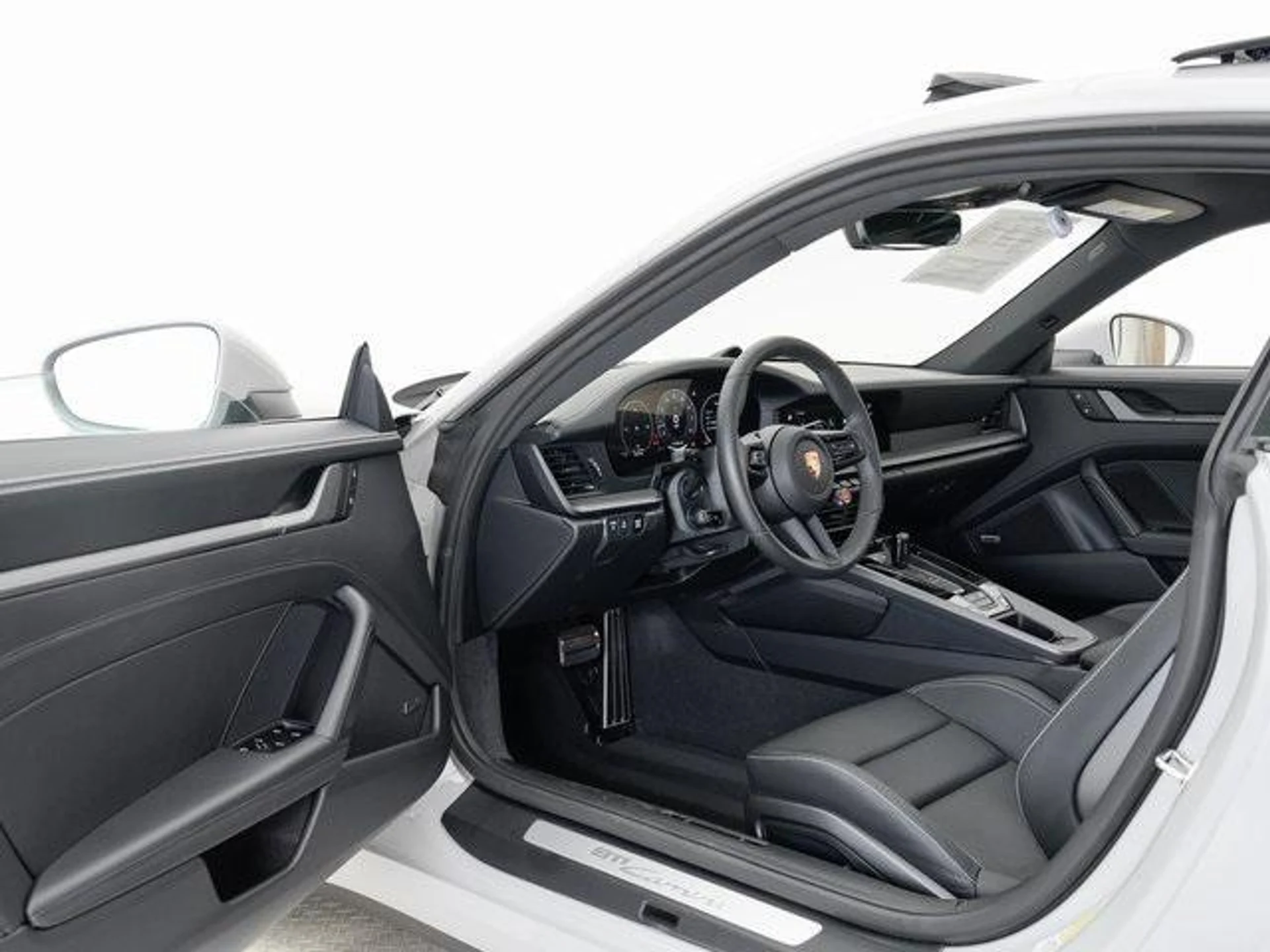 mph006_1182433199_Vmm_YVK_Bcw_Ych_Lo_L_Qkc_G623_O_Bd_Gg_70c6b77286